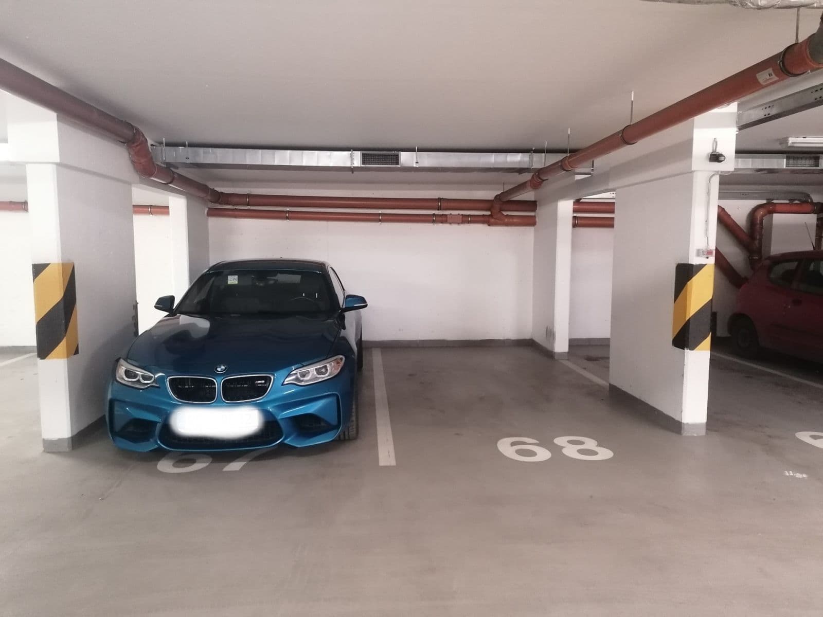 Prenájom garáže 13 m², Názovská, Praha, Praha Prenájom garáže 13 m², Názovská, Praha, Praha