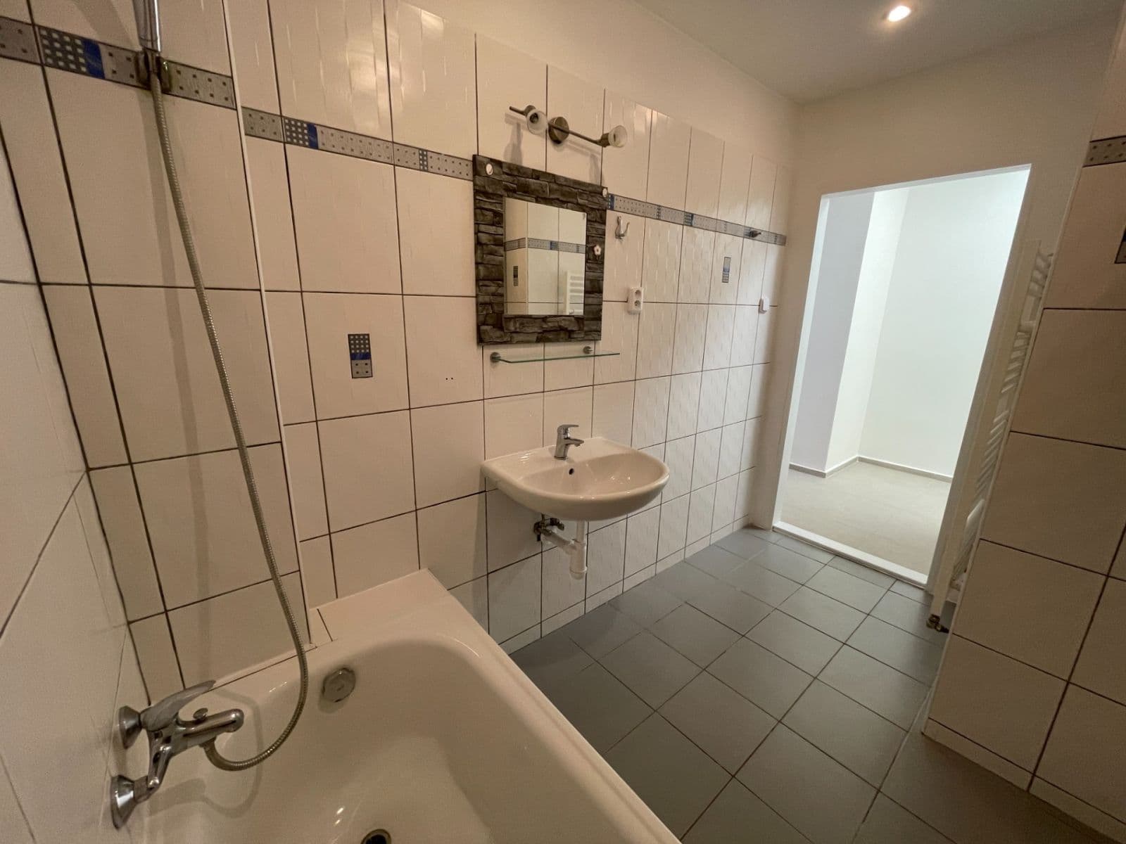 Prenájom bytu 1-izbový 50 m², Bulharská, Praha, Praha Prenájom bytu 1-izbový 50 m², Bulharská, Praha, Praha