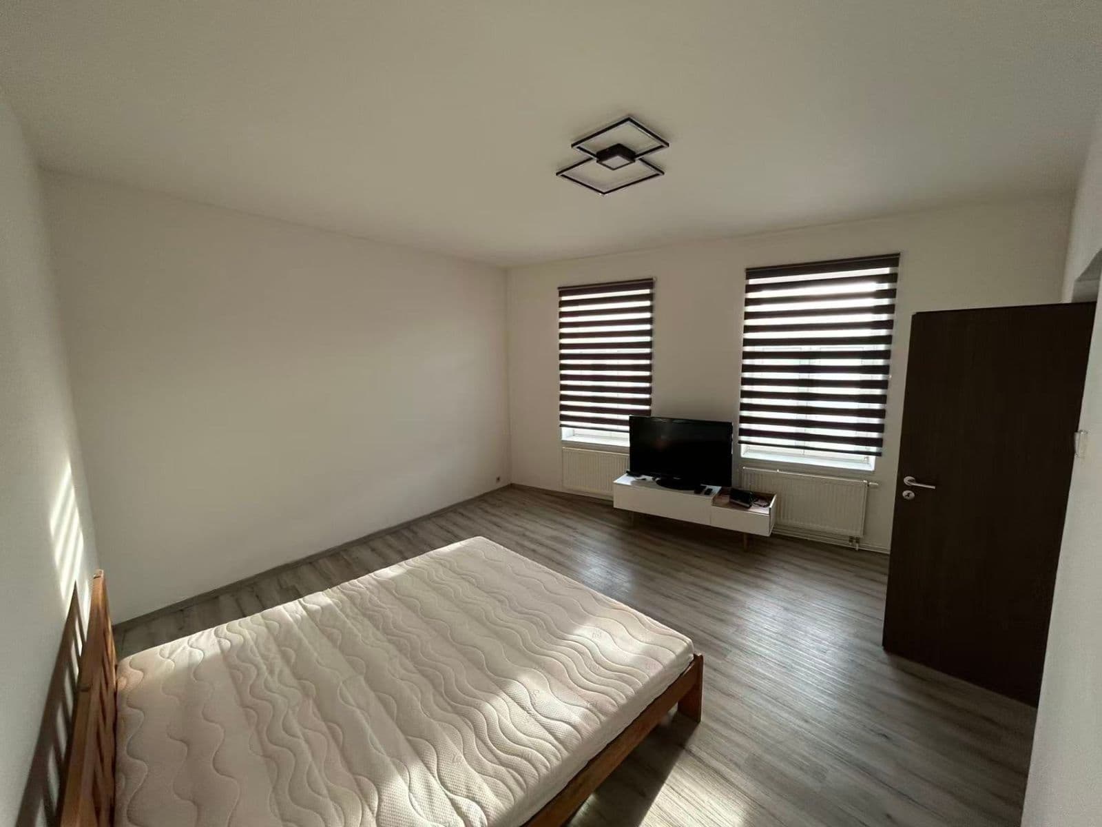 Prenájom bytu 2-izbový 65 m², Dr. Milady Horákové, Liberec, Liberecký kraj Prenájom bytu 2-izbový 65 m², Dr. Milady Horákové, Liberec, Liberecký kraj