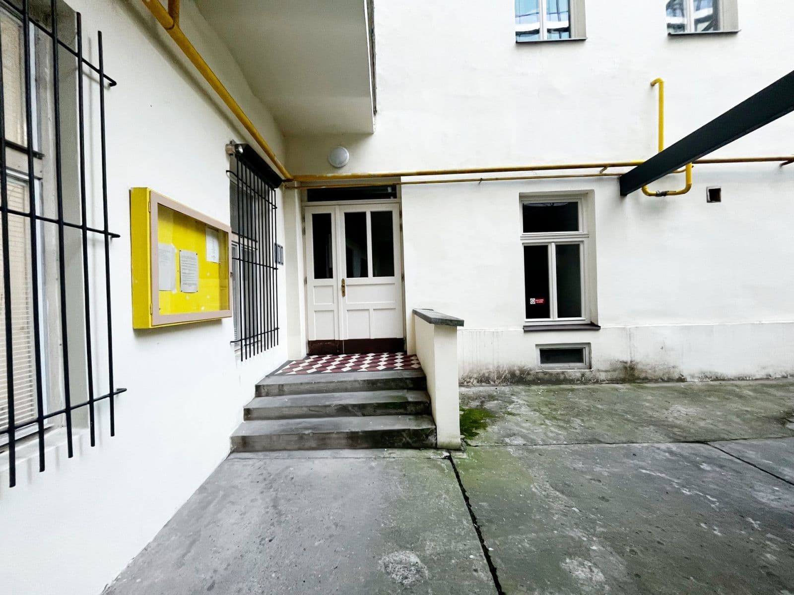 Prenájom bytu 1-izbový 32 m², Jungmannova, Praha, Praha Prenájom bytu 1-izbový 32 m², Jungmannova, Praha, Praha