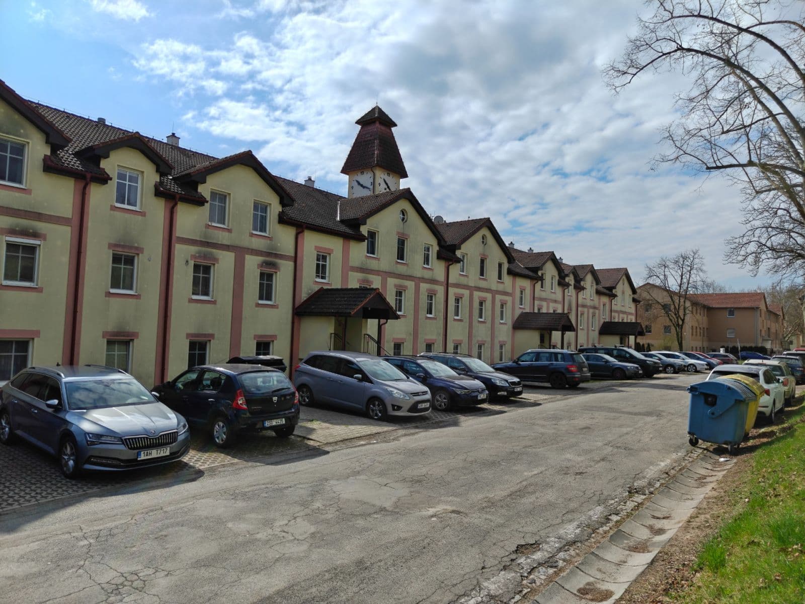 Prenájom bytu 1-izbový 36 m², Kaštanová, Milovice, Středočeský kraj Prenájom bytu 1-izbový 36 m², Kaštanová, Milovice, Středočeský kraj