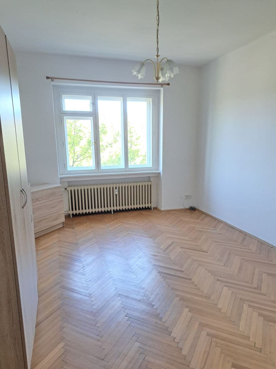 Prenájom bytu 1-izbový 30 m², Vinohradská, Praha, Praha Prenájom bytu 1-izbový 30 m², Vinohradská, Praha, Praha