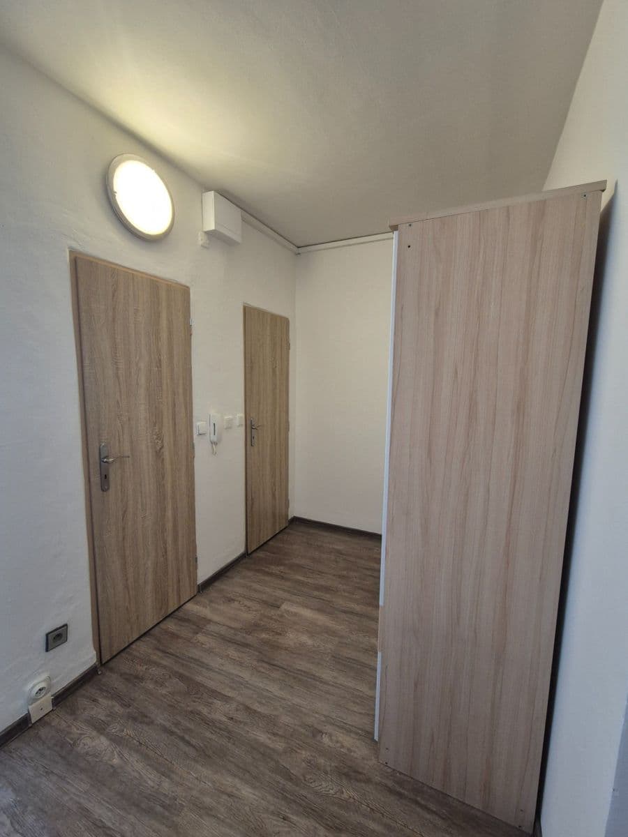 Predaj bytu 1-izbový 36 m², Na Robinsonce, Ostrava, Moravskoslezský kraj Predaj bytu 1-izbový 36 m², Na Robinsonce, Ostrava, Moravskoslezský kraj