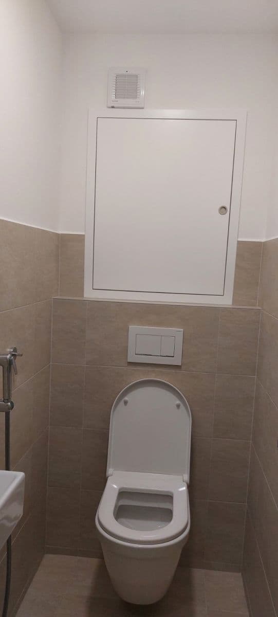 Prenájom bytu 3-izbový 80 m², Teyschlova, Brno, Jihomoravský kraj Prenájom bytu 3-izbový 80 m², Teyschlova, Brno, Jihomoravský kraj