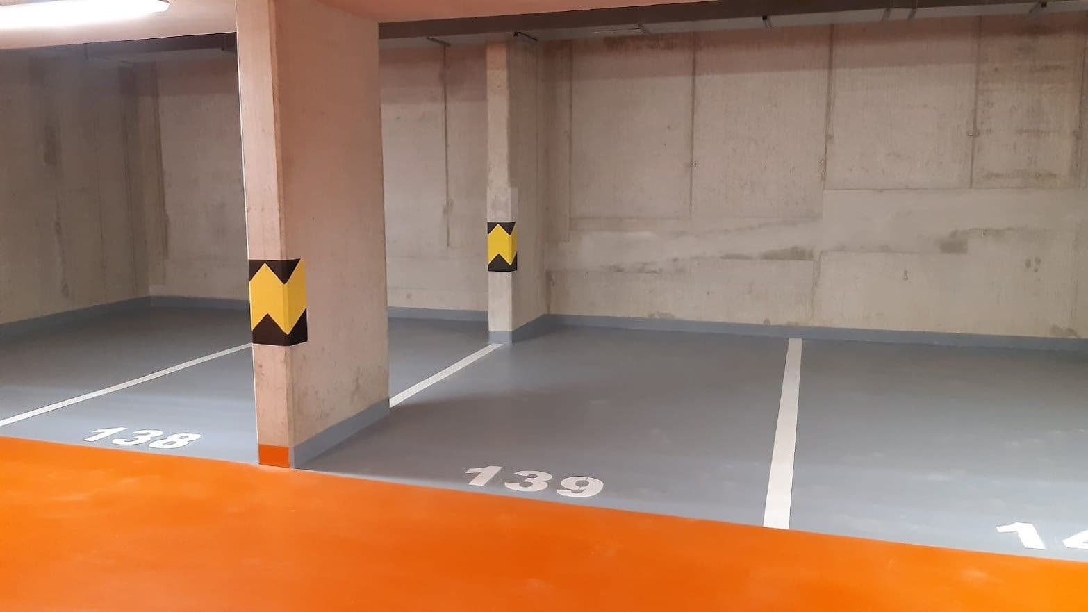 Predaj garáže 12 m², Mandlové, Praha, Praha Predaj garáže 12 m², Mandlové, Praha, Praha