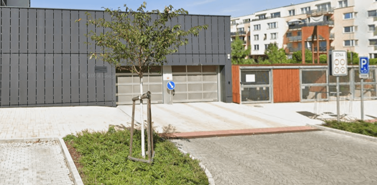 Predaj garáže 12 m², Mandlové, Praha, Praha Predaj garáže 12 m², Mandlové, Praha, Praha