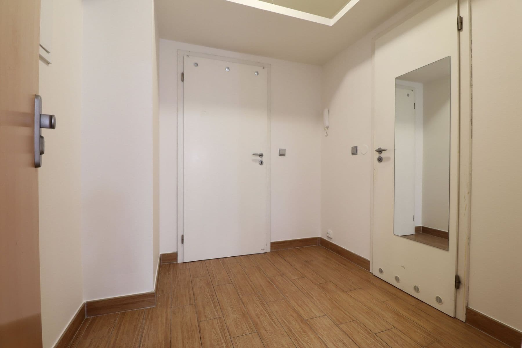 Prenájom bytu 2-izbový 42 m², Borkovského, Roztoky, Středočeský kraj Prenájom bytu 2-izbový 42 m², Borkovského, Roztoky, Středočeský kraj