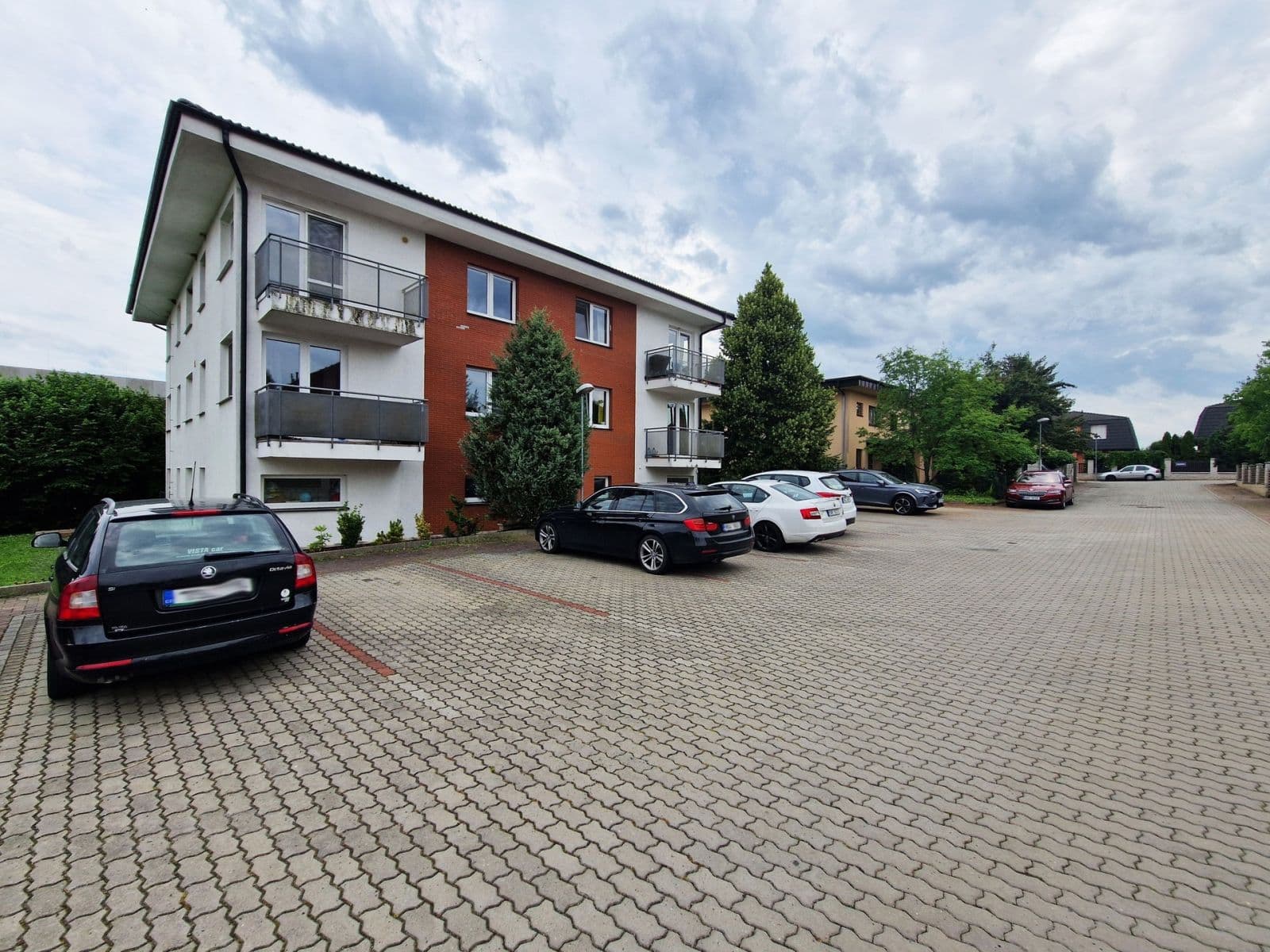 Prenájom bytu 2-izbový 42 m², Borkovského, Roztoky, Středočeský kraj Prenájom bytu 2-izbový 42 m², Borkovského, Roztoky, Středočeský kraj