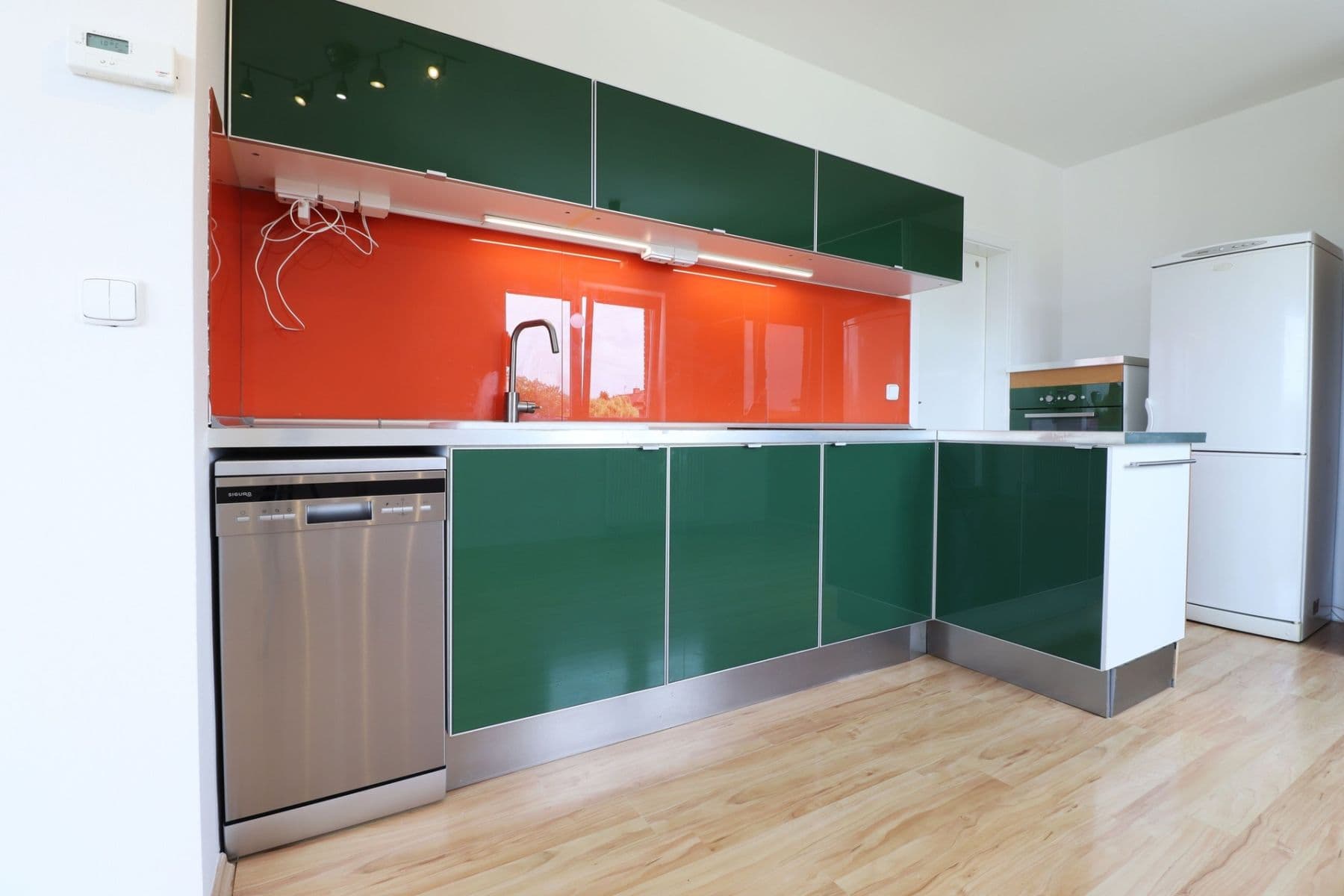 Prenájom bytu 2-izbový 42 m², Borkovského, Roztoky, Středočeský kraj Prenájom bytu 2-izbový 42 m², Borkovského, Roztoky, Středočeský kraj