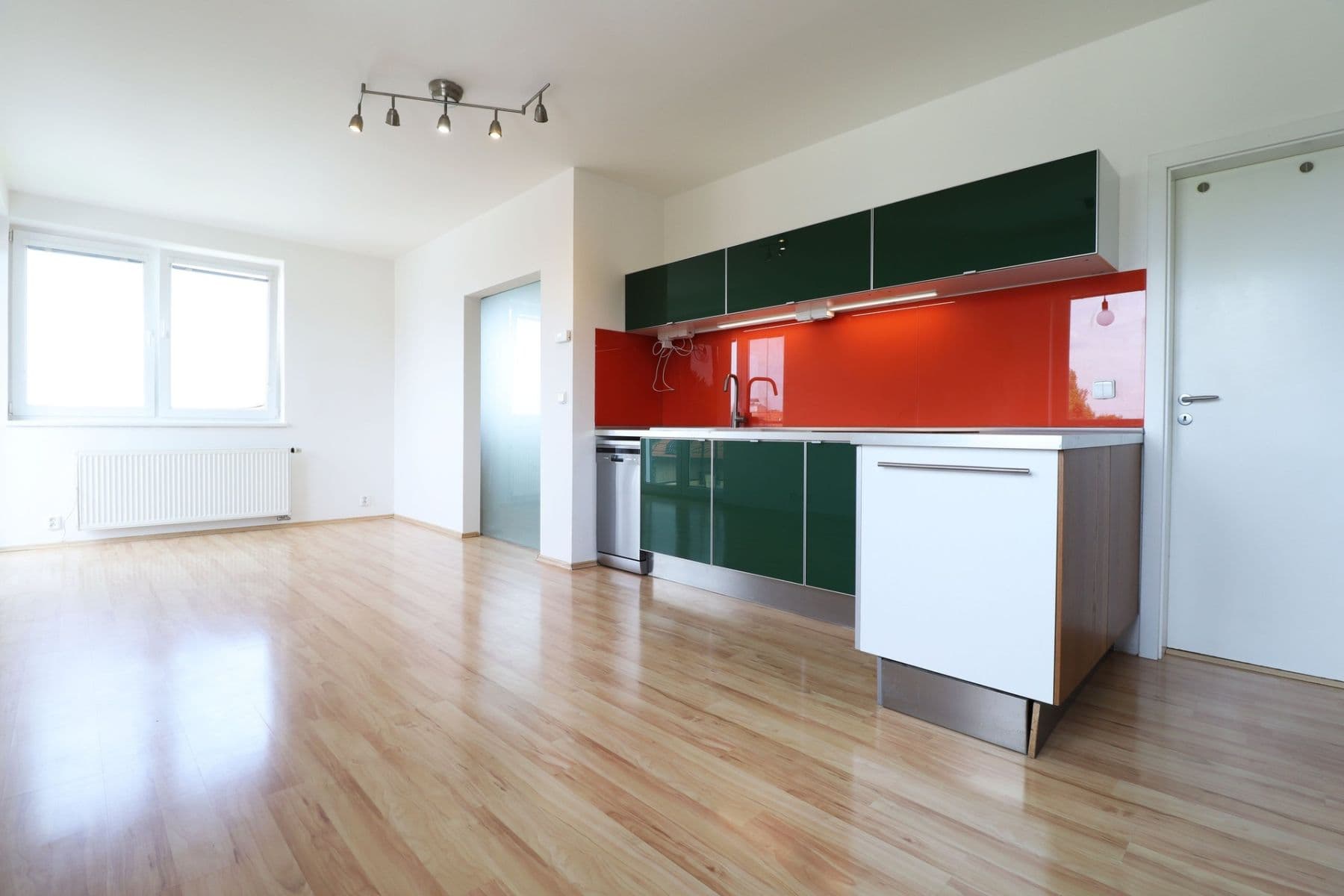 Prenájom bytu 2-izbový 42 m², Borkovského, Roztoky, Středočeský kraj Prenájom bytu 2-izbový 42 m², Borkovského, Roztoky, Středočeský kraj