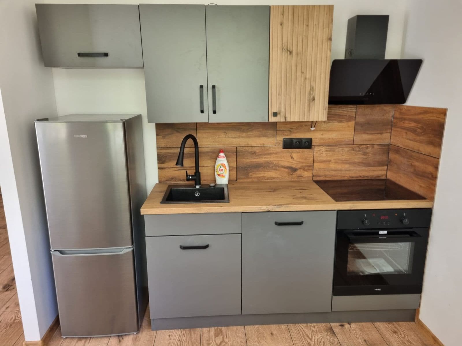 Predaj bytu 2-izbový 57 m², Hrdlovská, Osek, Ústecký kraj Predaj bytu 2-izbový 57 m², Hrdlovská, Osek, Ústecký kraj