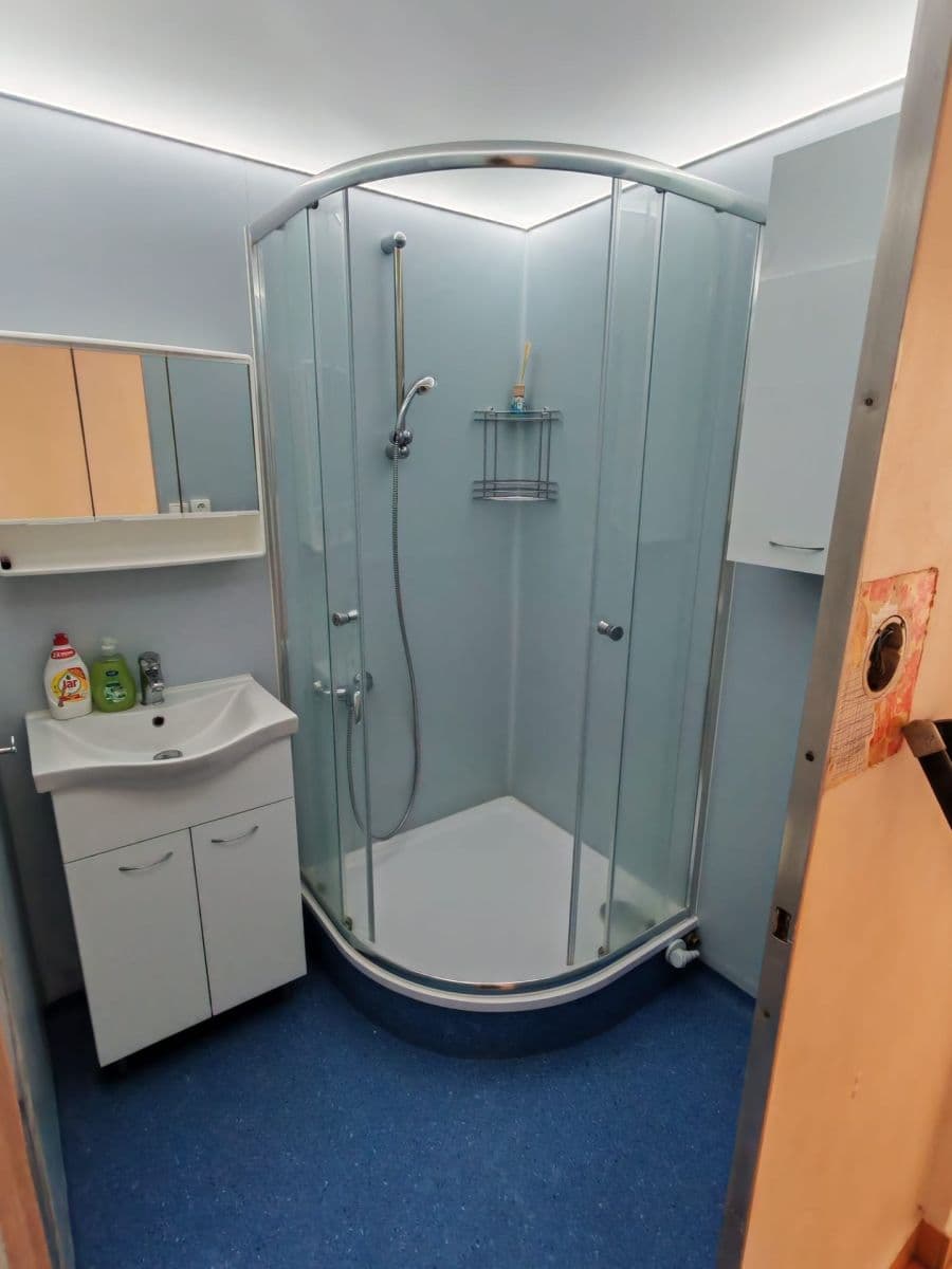 Prenájom bytu 2-izbový 65 m², Jizerská, Ústí nad Labem, Ústecký kraj Prenájom bytu 2-izbový 65 m², Jizerská, Ústí nad Labem, Ústecký kraj