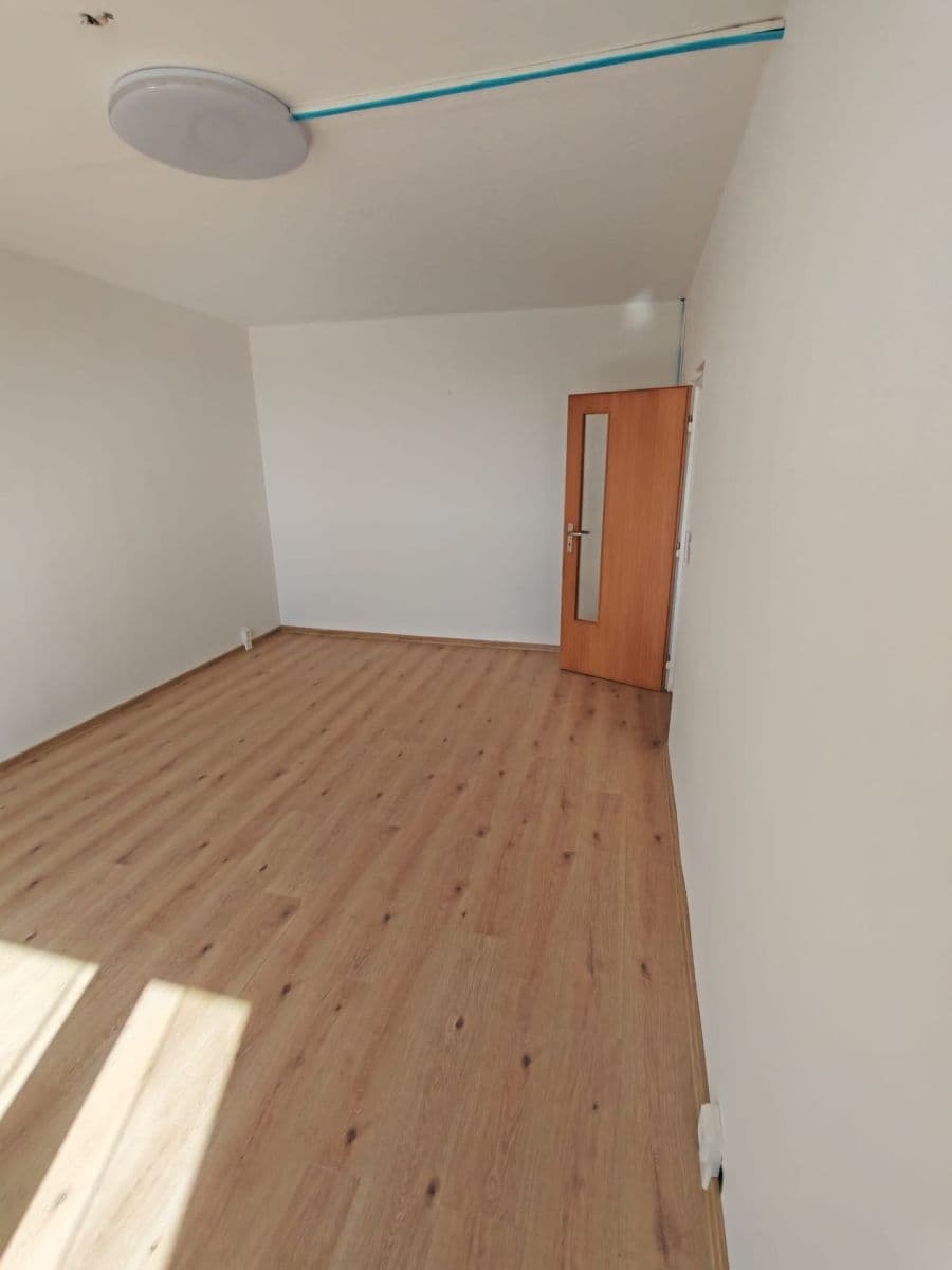 Prenájom bytu 2-izbový 65 m², Jizerská, Ústí nad Labem, Ústecký kraj Prenájom bytu 2-izbový 65 m², Jizerská, Ústí nad Labem, Ústecký kraj