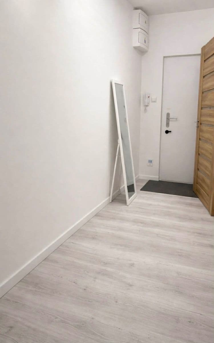 Prenájom bytu 2-izbový 56 m², Trieda SNP, Banská Bystrica, Banskobystrický kraj Prenájom bytu 2-izbový 56 m², Trieda SNP, Banská Bystrica, Banskobystrický kraj