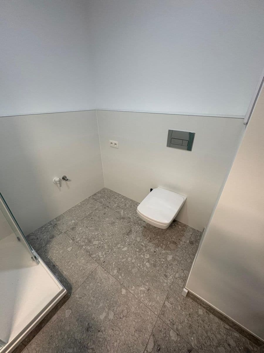 Prenájom bytu Garsoniéra 33 m², Trnava, Trnavský kraj Prenájom bytu Garsoniéra 33 m², Trnava, Trnavský kraj