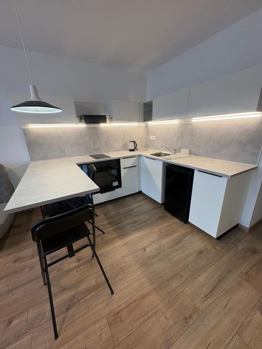 Prenájom bytu Garsoniéra 33 m², Trnava, Trnavský kraj Prenájom bytu Garsoniéra 33 m², Trnava, Trnavský kraj