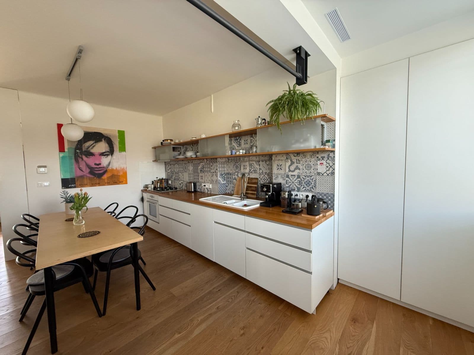 Predaj bytu 2-izbový 50 m², Osadní, Praha, Praha Predaj bytu 2-izbový 50 m², Osadní, Praha, Praha