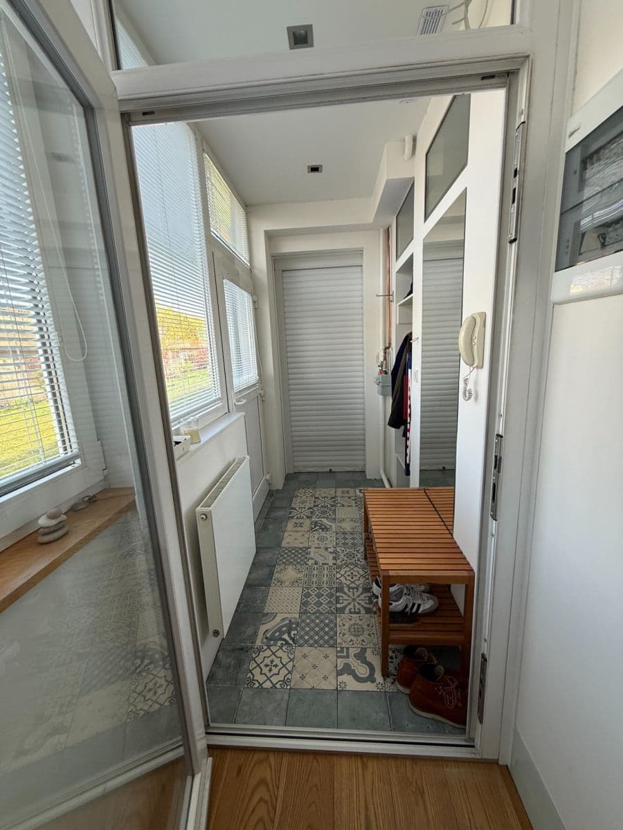 Predaj bytu 2-izbový 50 m², Osadní, Praha, Praha Predaj bytu 2-izbový 50 m², Osadní, Praha, Praha