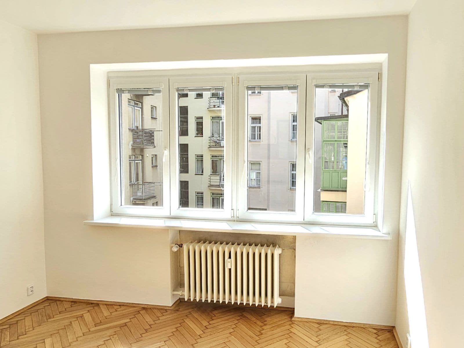 Prenájom bytu Garsoniéra 28 m², Heřmanova, Praha, Praha Prenájom bytu Garsoniéra 28 m², Heřmanova, Praha, Praha