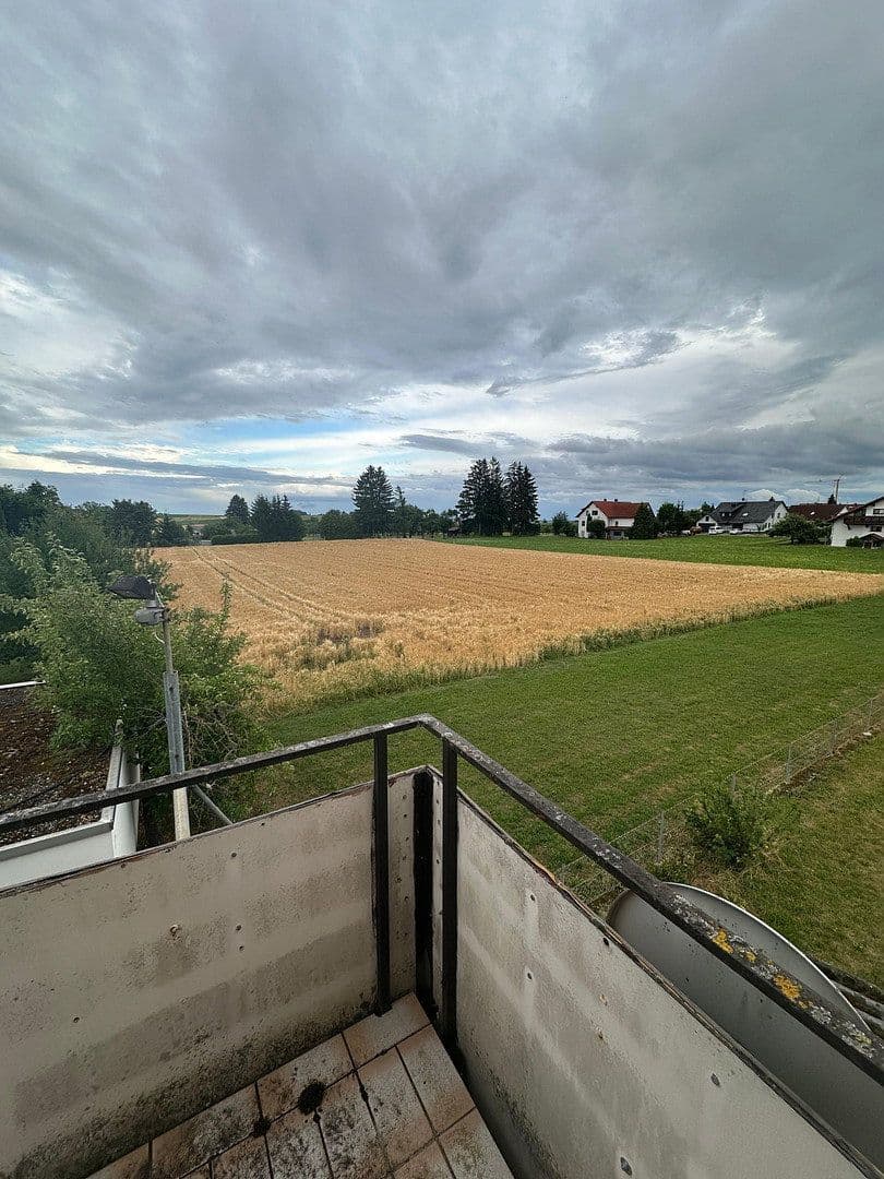 Predaj domu 185 m², pozemek 1.050 m², Frauenstraße 44, Bernstadt, Bádensko-Wurttembersko Predaj domu 185 m², pozemek 1.050 m², Frauenstraße 44, Bernstadt, Bádensko-Wurttembersko