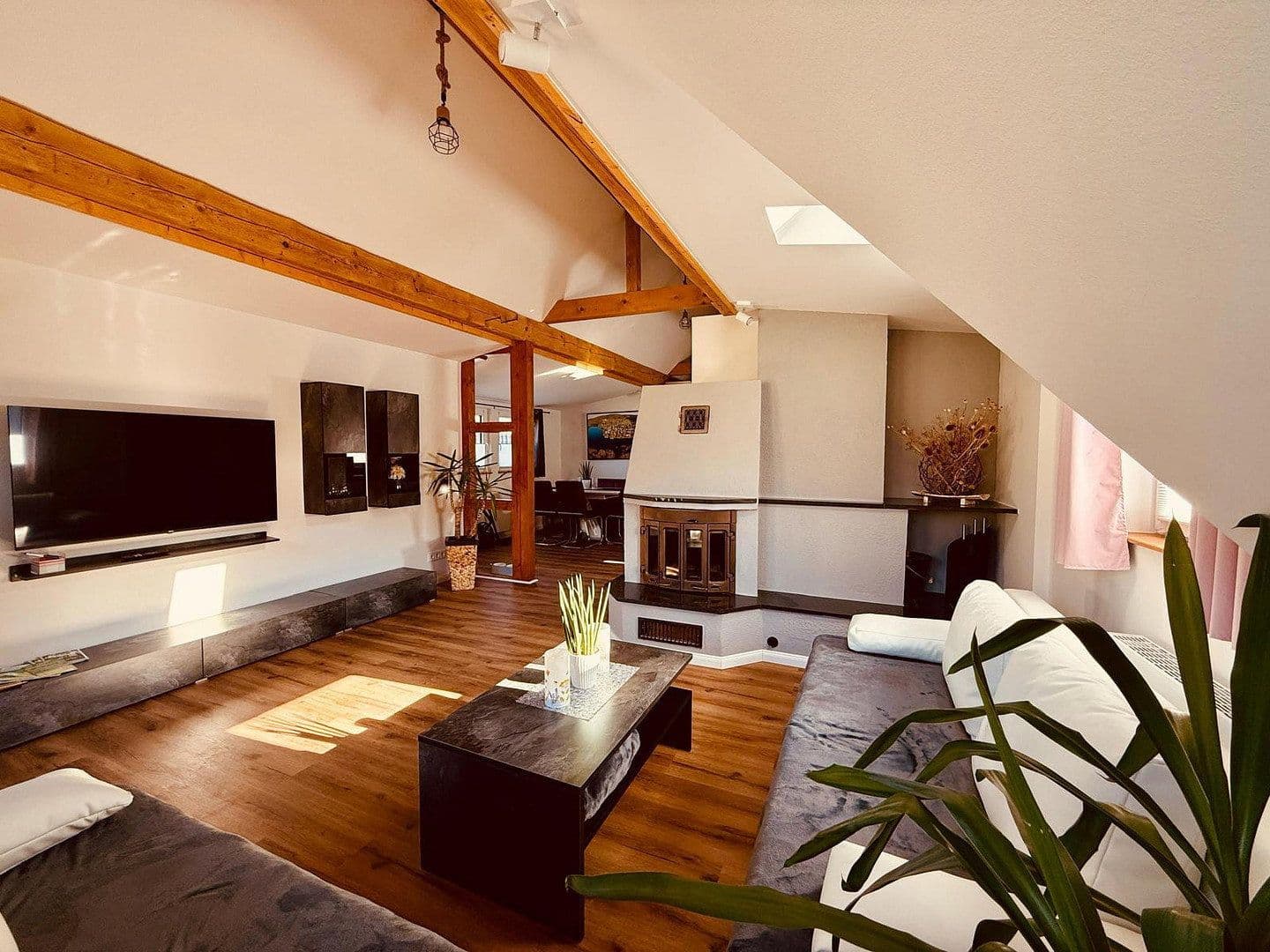 Predaj domu 300 m², pozemek 750 m², Simmerath, Severné Porýnie - Westfálsko Predaj domu 300 m², pozemek 750 m², Simmerath, Severné Porýnie - Westfálsko