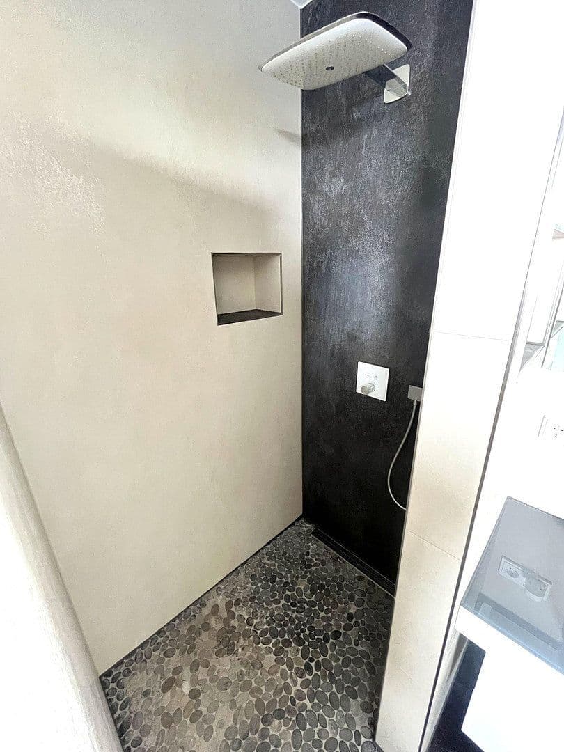 Prenájom bytu 3-izbový 92 m², Schwerin, Meklenbursko-Predpomoransko Prenájom bytu 3-izbový 92 m², Schwerin, Meklenbursko-Predpomoransko