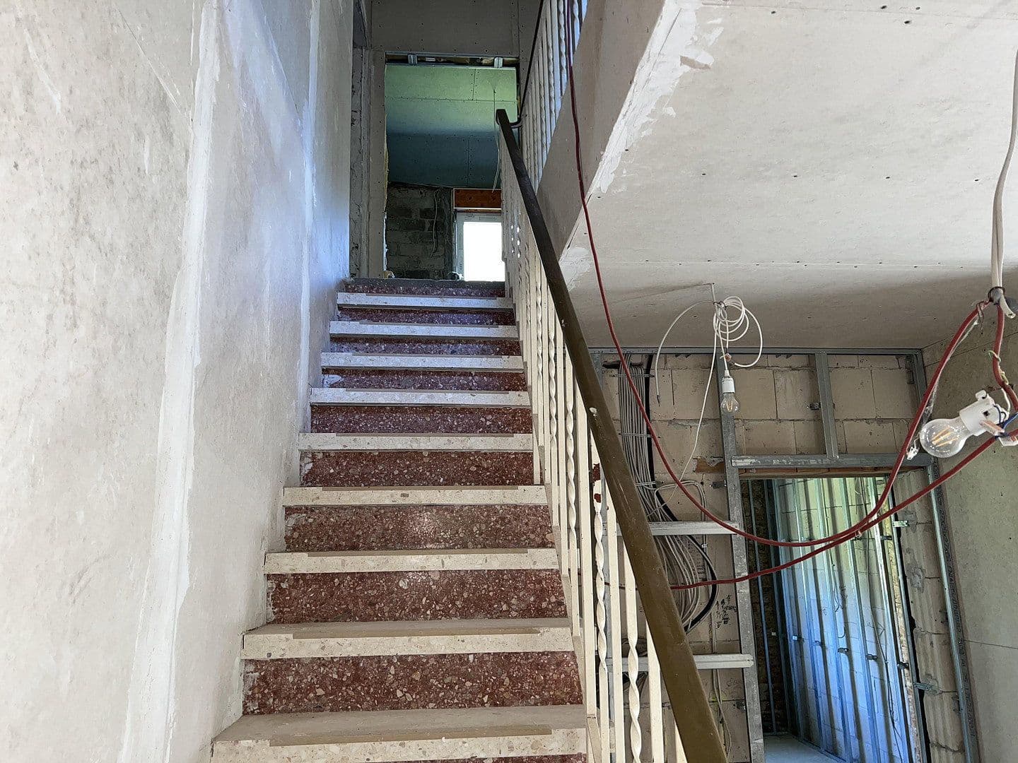 Predaj domu 155 m², pozemek 2.833 m², Neue Mühler Weg 4, Preußisch Oldendorf, Severné Porýnie - Westfálsko Predaj domu 155 m², pozemek 2.833 m², Neue Mühler Weg 4, Preußisch Oldendorf, Severné Porýnie - Westfálsko