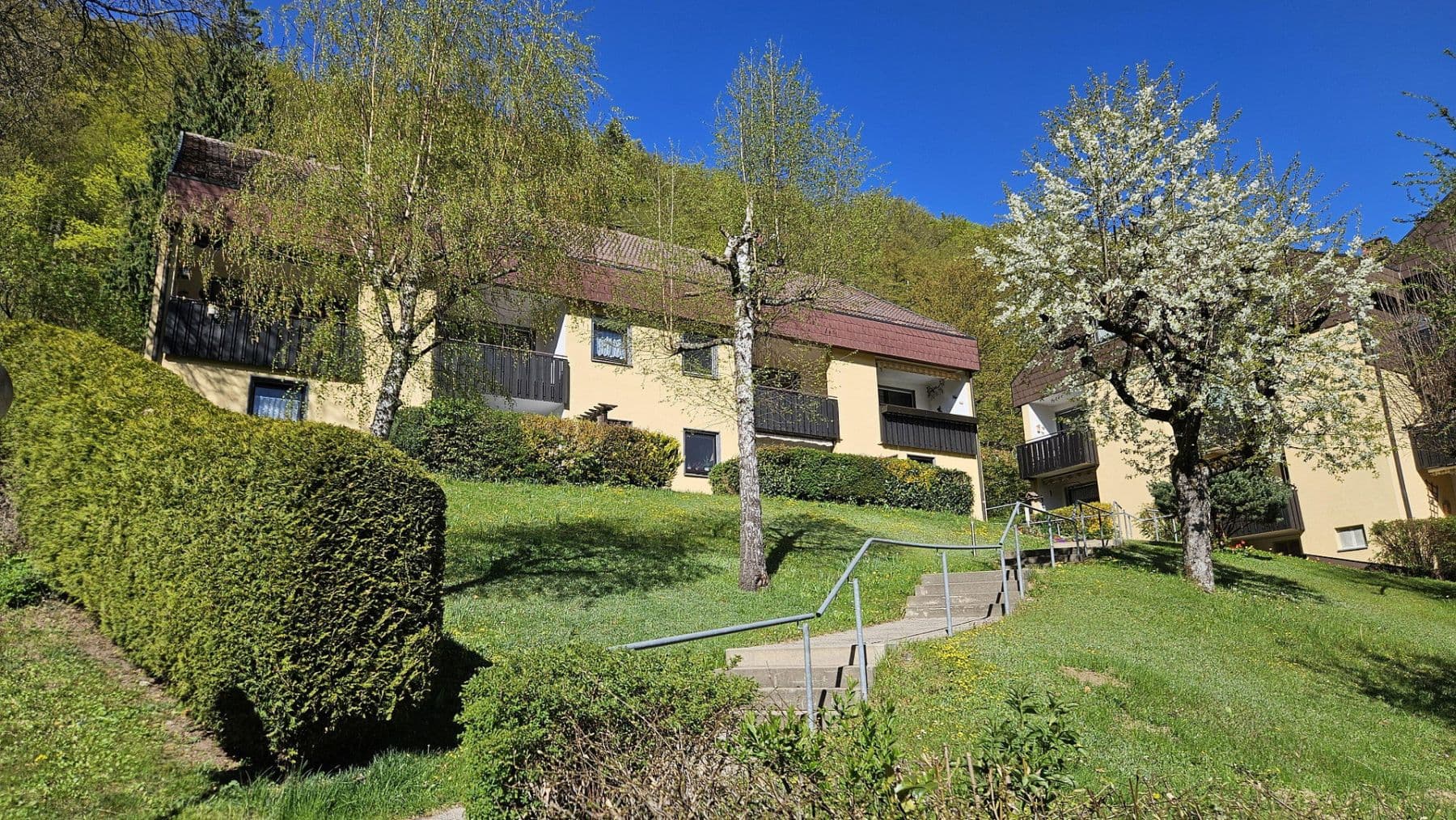 Prenájom bytu 1-izbový 42 m², Maintalstraße 137b, Bad Berneck im Fichtelgebirge, Bavorsko Prenájom bytu 1-izbový 42 m², Maintalstraße 137b, Bad Berneck im Fichtelgebirge, Bavorsko
