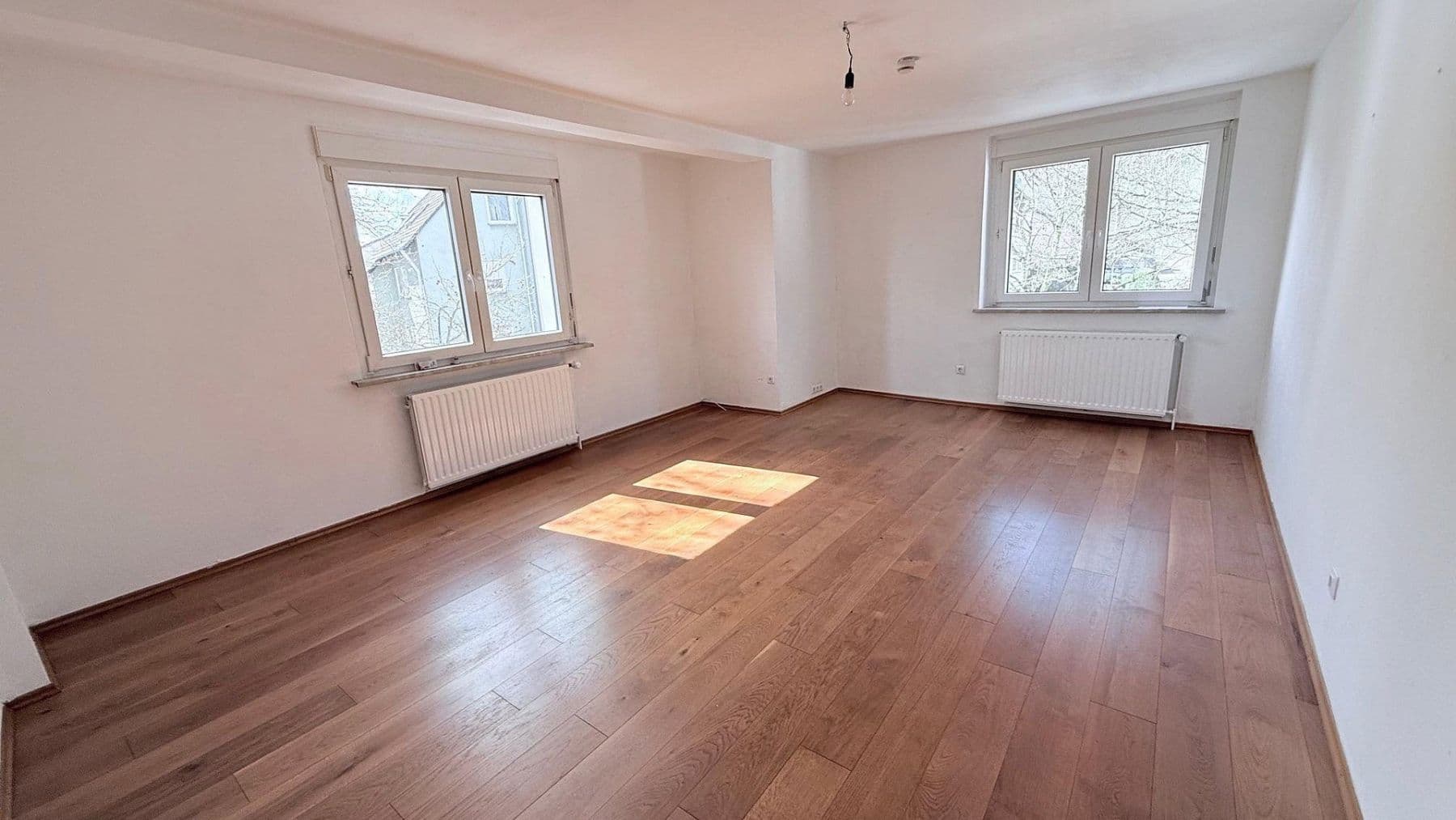 Prenájom bytu 3-izbový 94 m², Mittelstraße 2, Schwerte, Severné Porýnie - Westfálsko Prenájom bytu 3-izbový 94 m², Mittelstraße 2, Schwerte, Severné Porýnie - Westfálsko