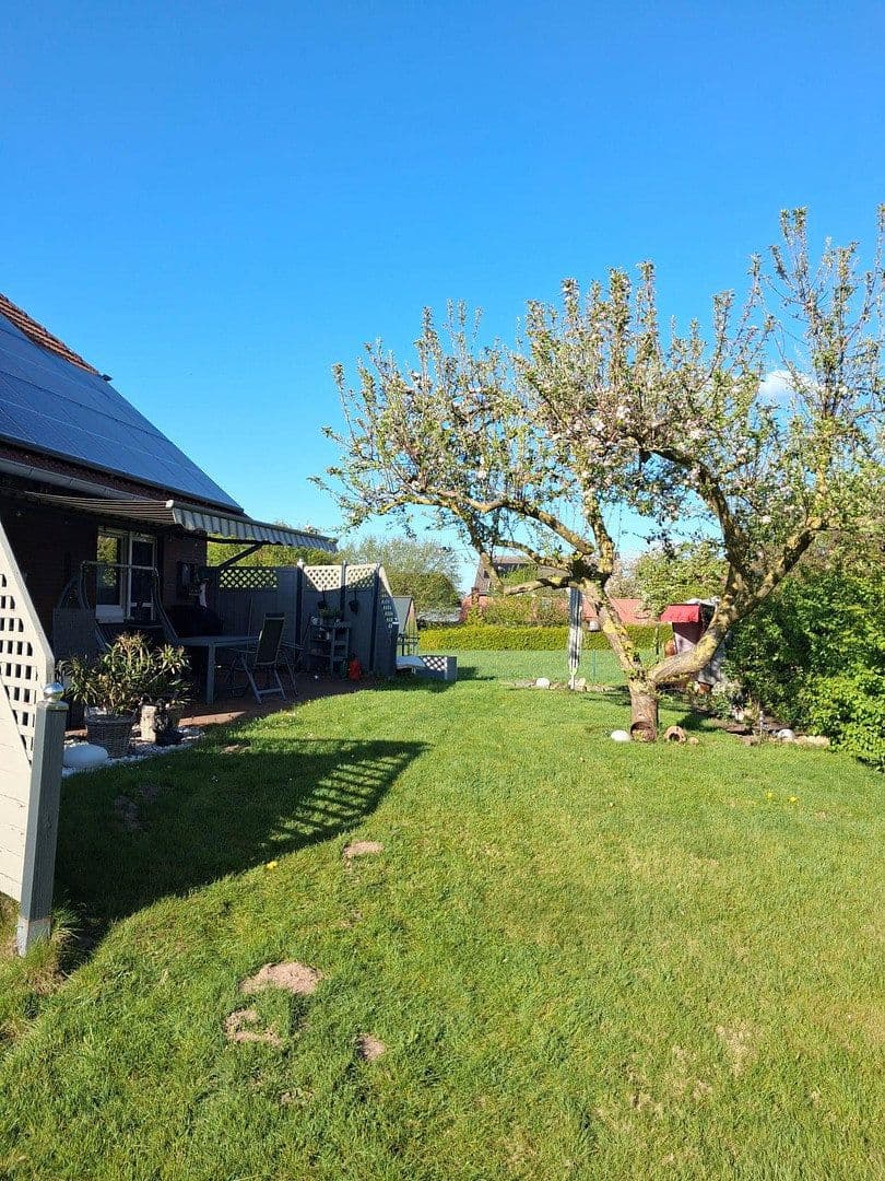 Predaj domu 168 m², pozemek 598 m², Falkenweg 5, Hagenburg, Dolné Sasko Predaj domu 168 m², pozemek 598 m², Falkenweg 5, Hagenburg, Dolné Sasko