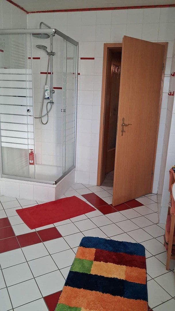 Predaj domu 168 m², pozemek 598 m², Falkenweg 5, Hagenburg, Dolné Sasko Predaj domu 168 m², pozemek 598 m², Falkenweg 5, Hagenburg, Dolné Sasko