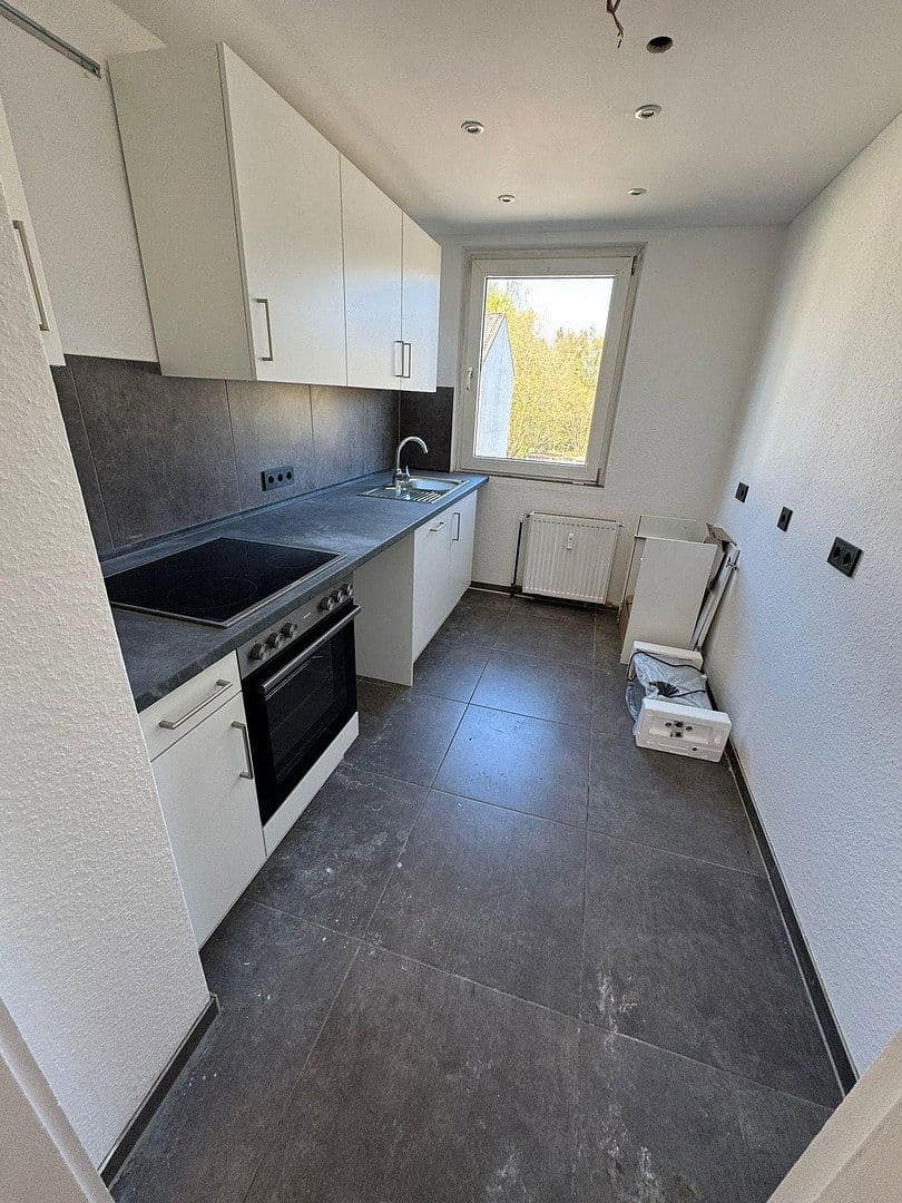 Prenájom bytu 4-izbový 88 m², Fritz-Lau-Straße 16-18, Kiel, Šlezvicko-Holštajnsko Prenájom bytu 4-izbový 88 m², Fritz-Lau-Straße 16-18, Kiel, Šlezvicko-Holštajnsko