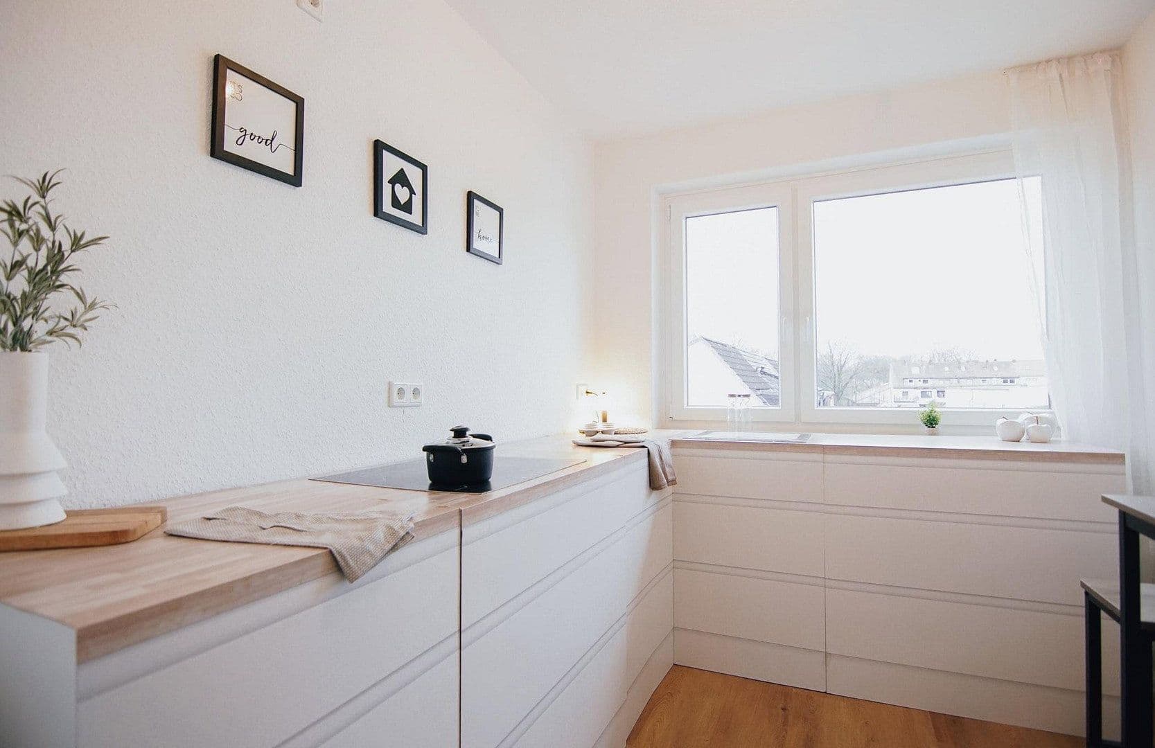 Predaj bytu 3-izbový 80 m², Bremen, Brémy Predaj bytu 3-izbový 80 m², Bremen, Brémy