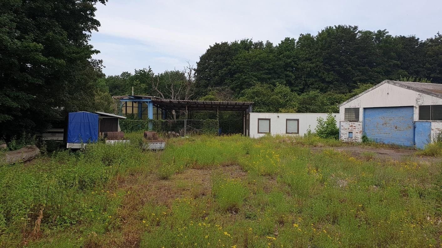 Predaj nebytového priestoru 2.573 m², Duisburg, Severné Porýnie - Westfálsko Predaj nebytového priestoru 2.573 m², Duisburg, Severné Porýnie - Westfálsko