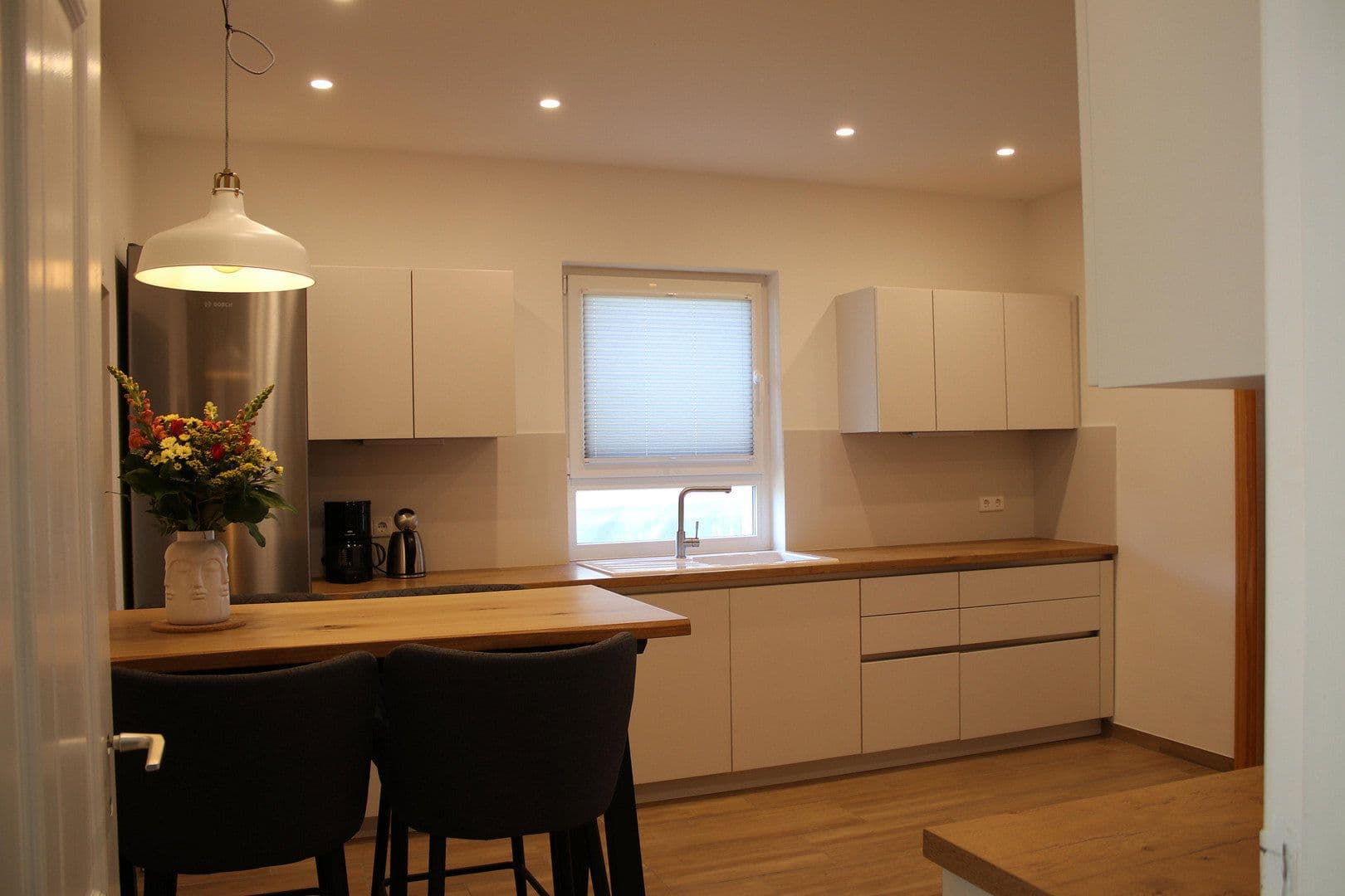 Predaj domu 210 m², pozemek 5.594 m², Klosterwalder Dorfstraße 40, Templin, Brandenbursko Predaj domu 210 m², pozemek 5.594 m², Klosterwalder Dorfstraße 40, Templin, Brandenbursko