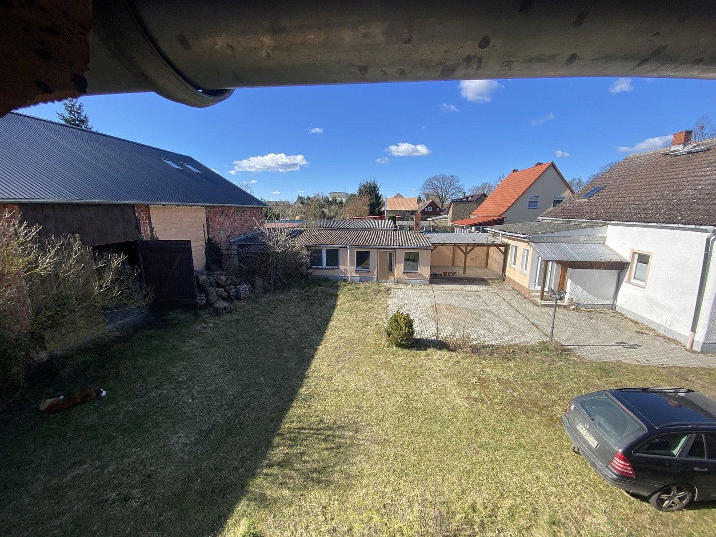 Predaj domu 210 m², pozemek 5.594 m², Klosterwalder Dorfstraße 40, Templin, Brandenbursko Predaj domu 210 m², pozemek 5.594 m², Klosterwalder Dorfstraße 40, Templin, Brandenbursko