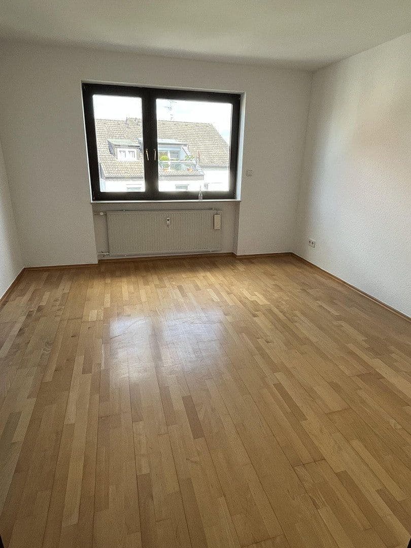 Predaj bytu 3-izbový 94 m², Heusenstamm, Hesensko Predaj bytu 3-izbový 94 m², Heusenstamm, Hesensko