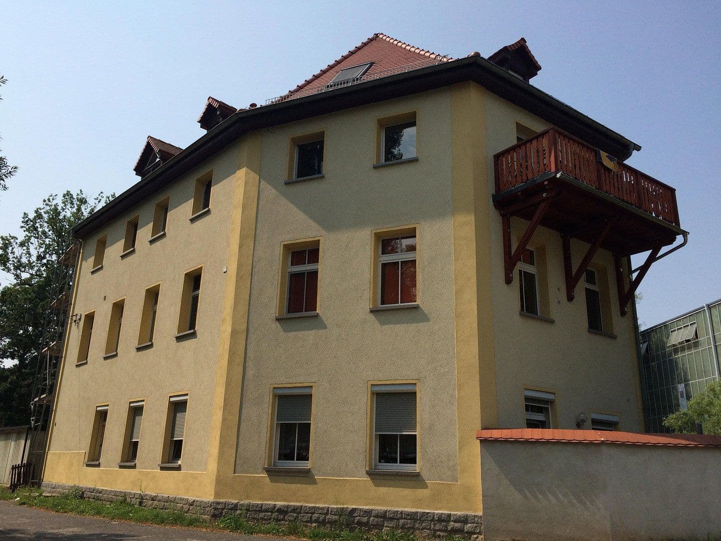 Prenájom bytu 4-izbový 115 m², Schirgiswalde-Kirschau, Sasko Prenájom bytu 4-izbový 115 m², Schirgiswalde-Kirschau, Sasko