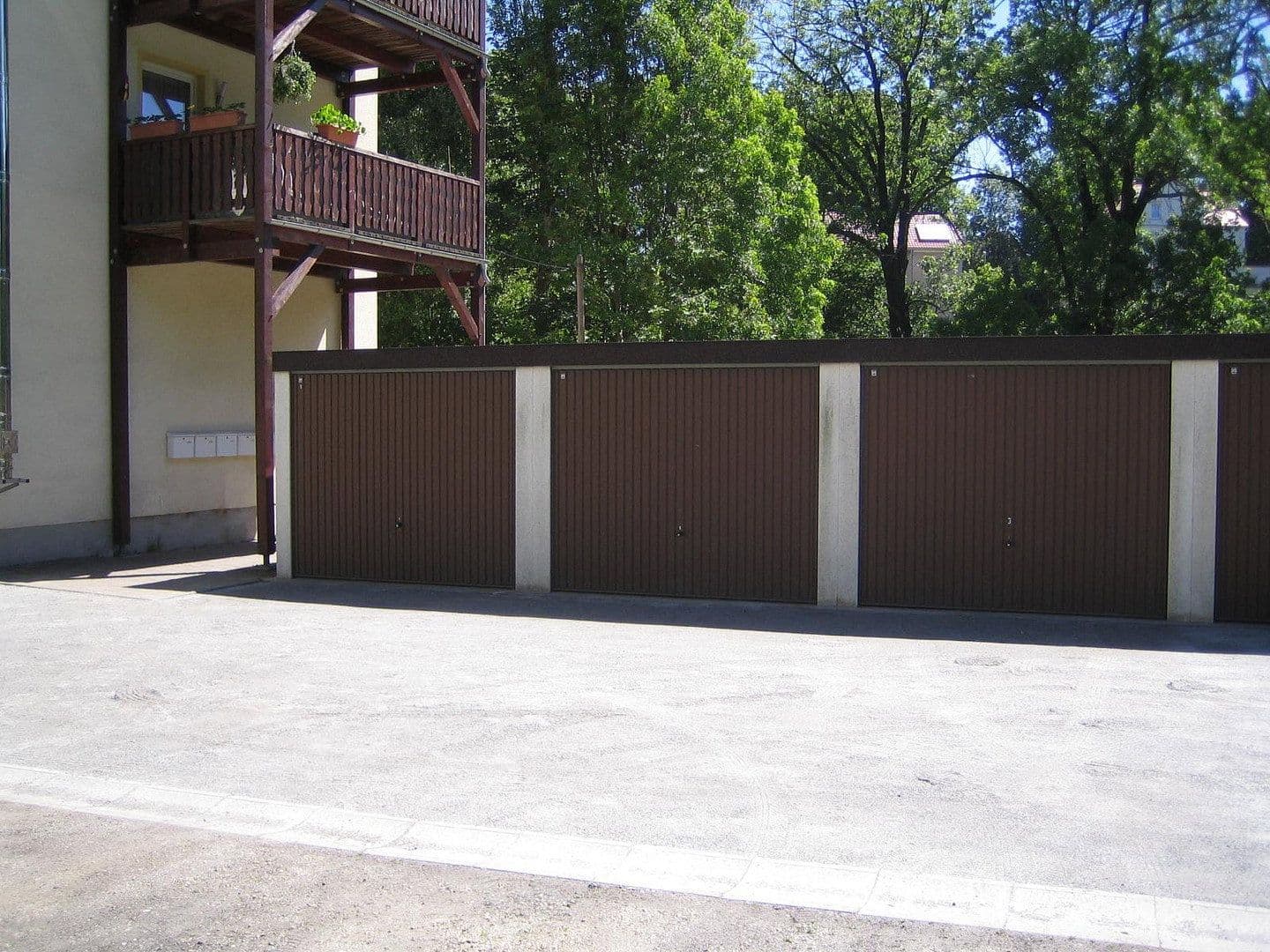 Prenájom bytu 4-izbový 115 m², Schirgiswalde-Kirschau, Sasko Prenájom bytu 4-izbový 115 m², Schirgiswalde-Kirschau, Sasko