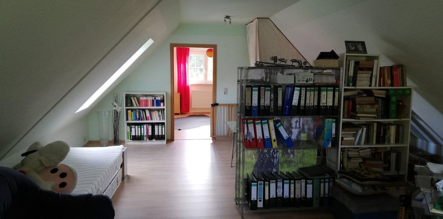 Predaj domu 235 m², pozemek 1.977 m², Dorfstr. 35, Nauen, Brandenbursko Predaj domu 235 m², pozemek 1.977 m², Dorfstr. 35, Nauen, Brandenbursko