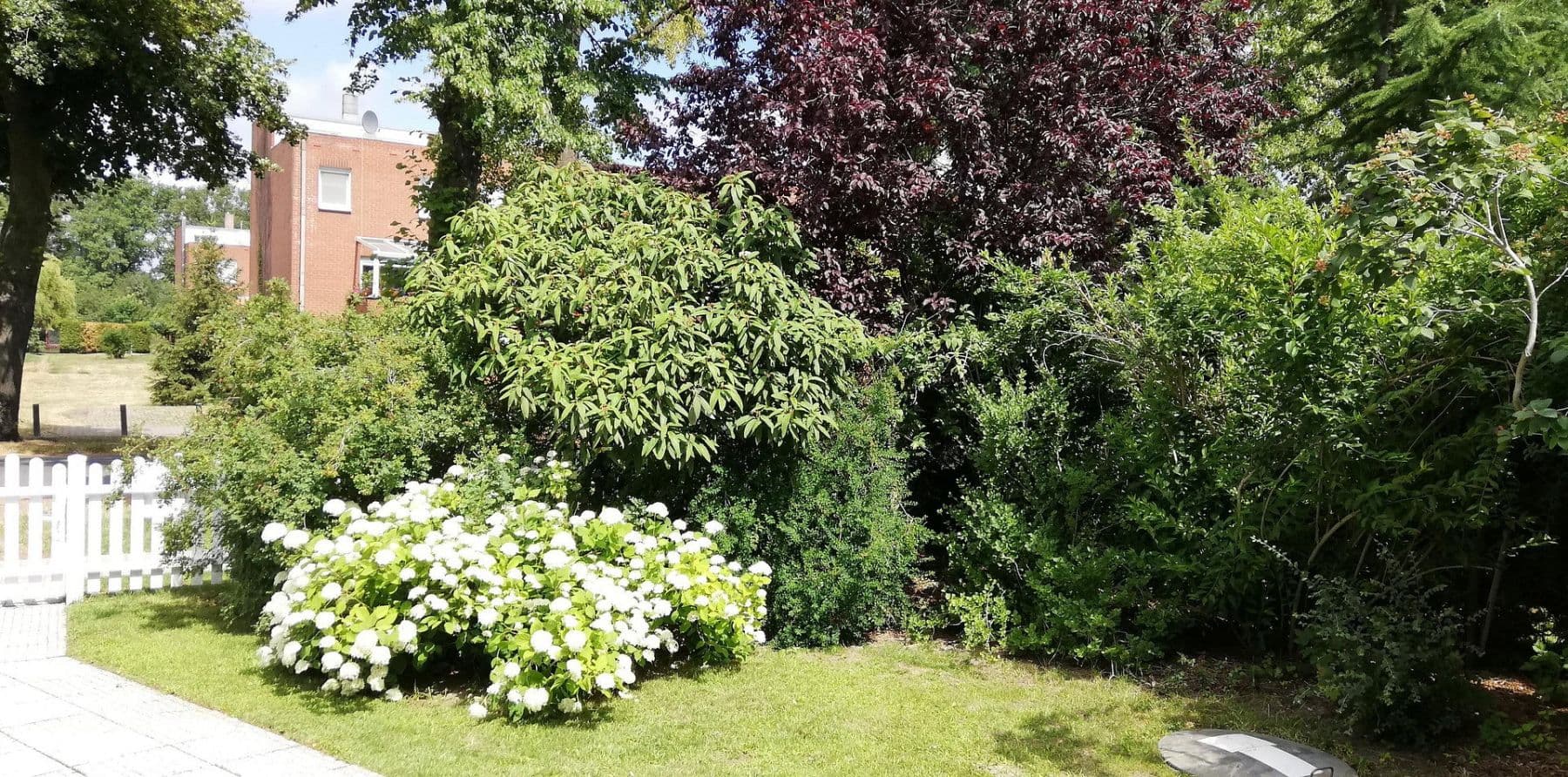 Predaj domu 235 m², pozemek 1.977 m², Dorfstr. 35, Nauen, Brandenbursko Predaj domu 235 m², pozemek 1.977 m², Dorfstr. 35, Nauen, Brandenbursko