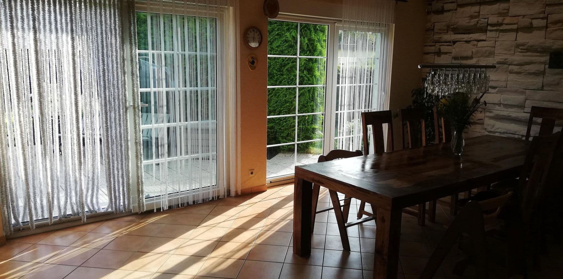 Predaj domu 235 m², pozemek 1.977 m², Dorfstr. 35, Nauen, Brandenbursko Predaj domu 235 m², pozemek 1.977 m², Dorfstr. 35, Nauen, Brandenbursko