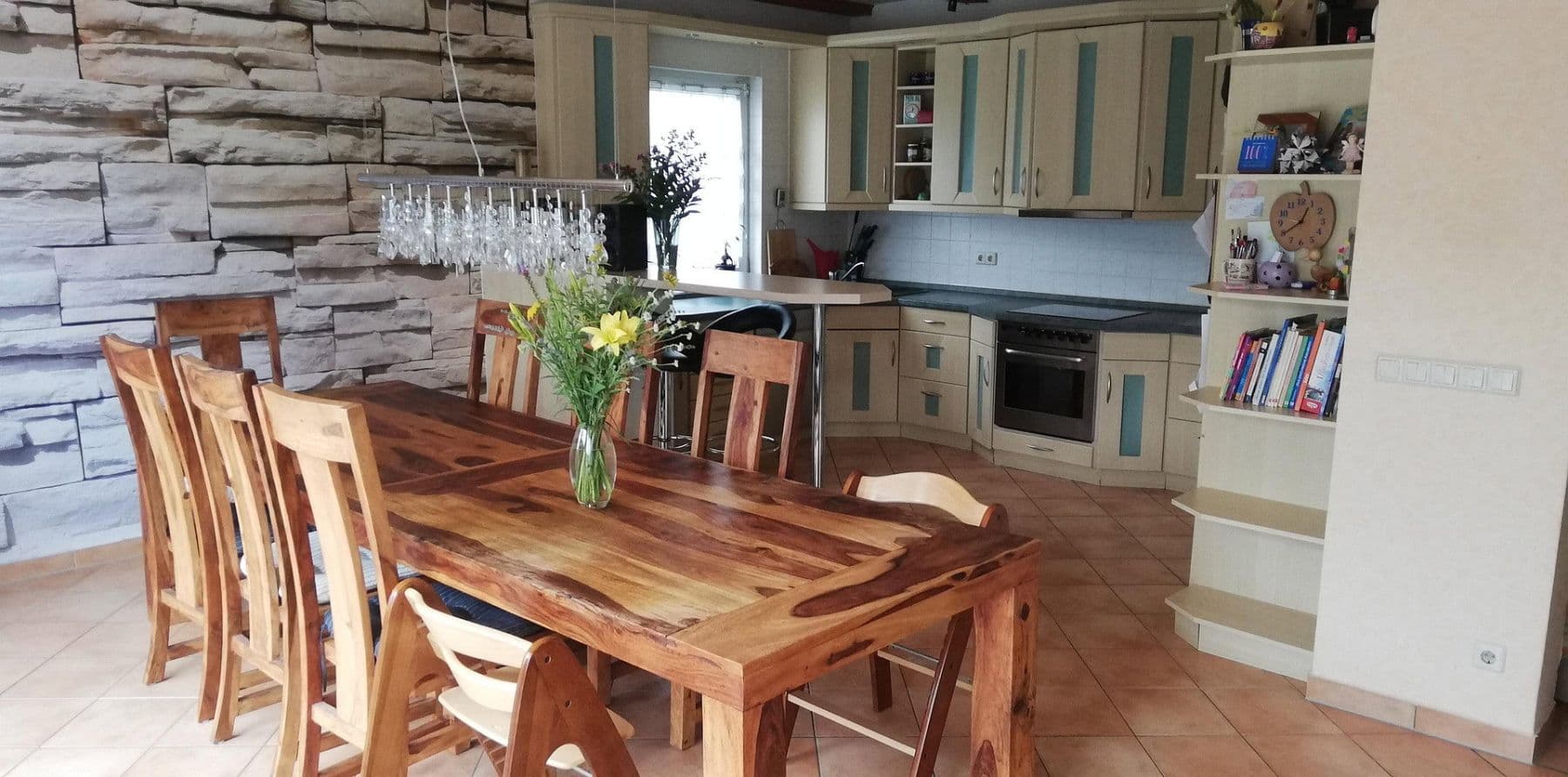 Predaj domu 235 m², pozemek 1.977 m², Dorfstr. 35, Nauen, Brandenbursko Predaj domu 235 m², pozemek 1.977 m², Dorfstr. 35, Nauen, Brandenbursko