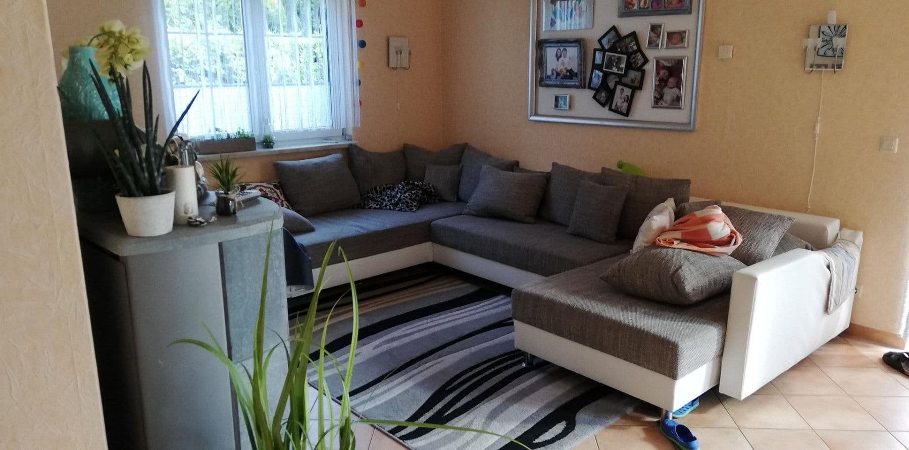 Predaj domu 235 m², pozemek 1.977 m², Dorfstr. 35, Nauen, Brandenbursko Predaj domu 235 m², pozemek 1.977 m², Dorfstr. 35, Nauen, Brandenbursko