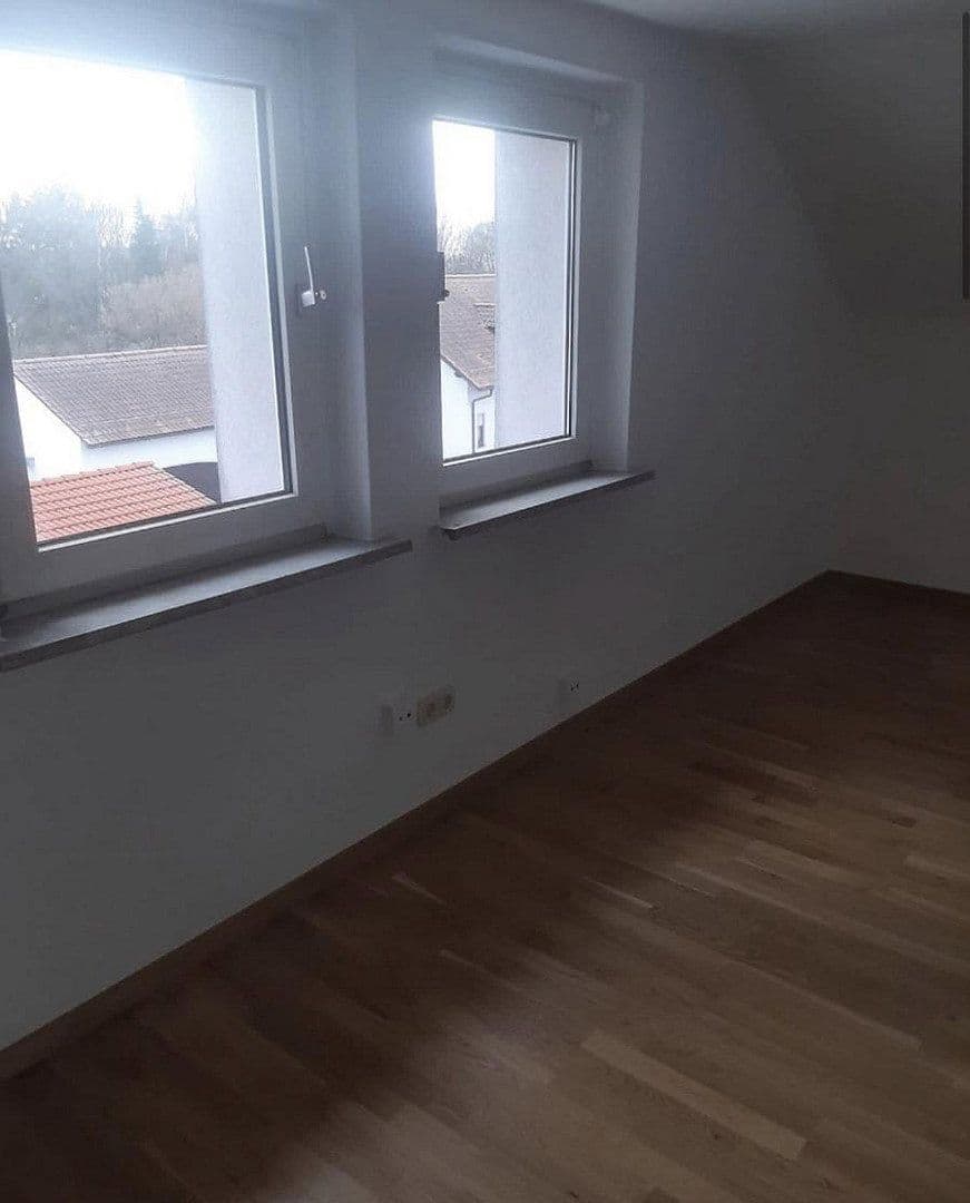 Prenájom bytu 2-izbový 53 m², Langquaid, Bavorsko Prenájom bytu 2-izbový 53 m², Langquaid, Bavorsko