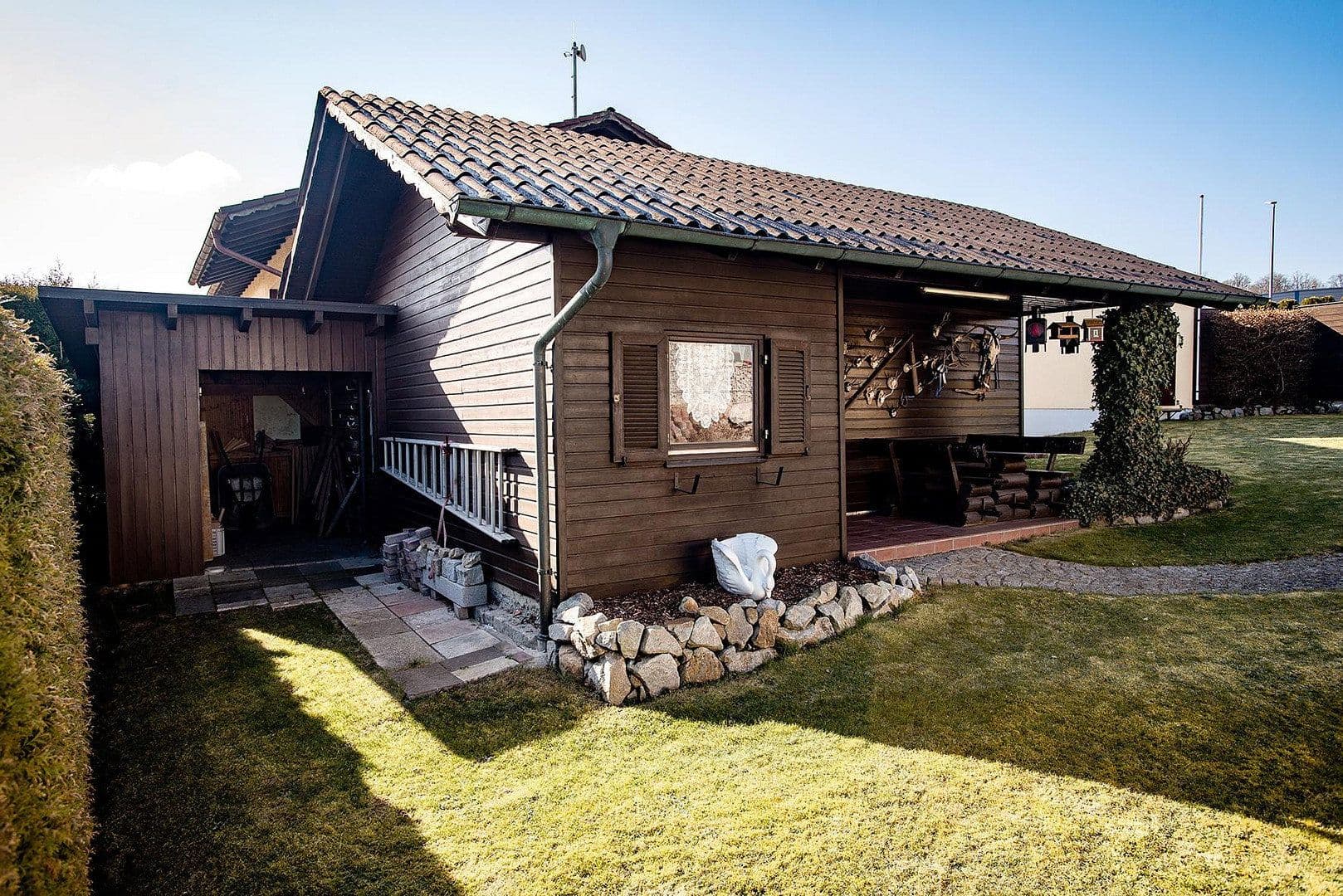 Predaj domu 140 m², pozemek 852 m², Bgm.-Feldbauer-Str. 15, Roding, Bavorsko Predaj domu 140 m², pozemek 852 m², Bgm.-Feldbauer-Str. 15, Roding, Bavorsko