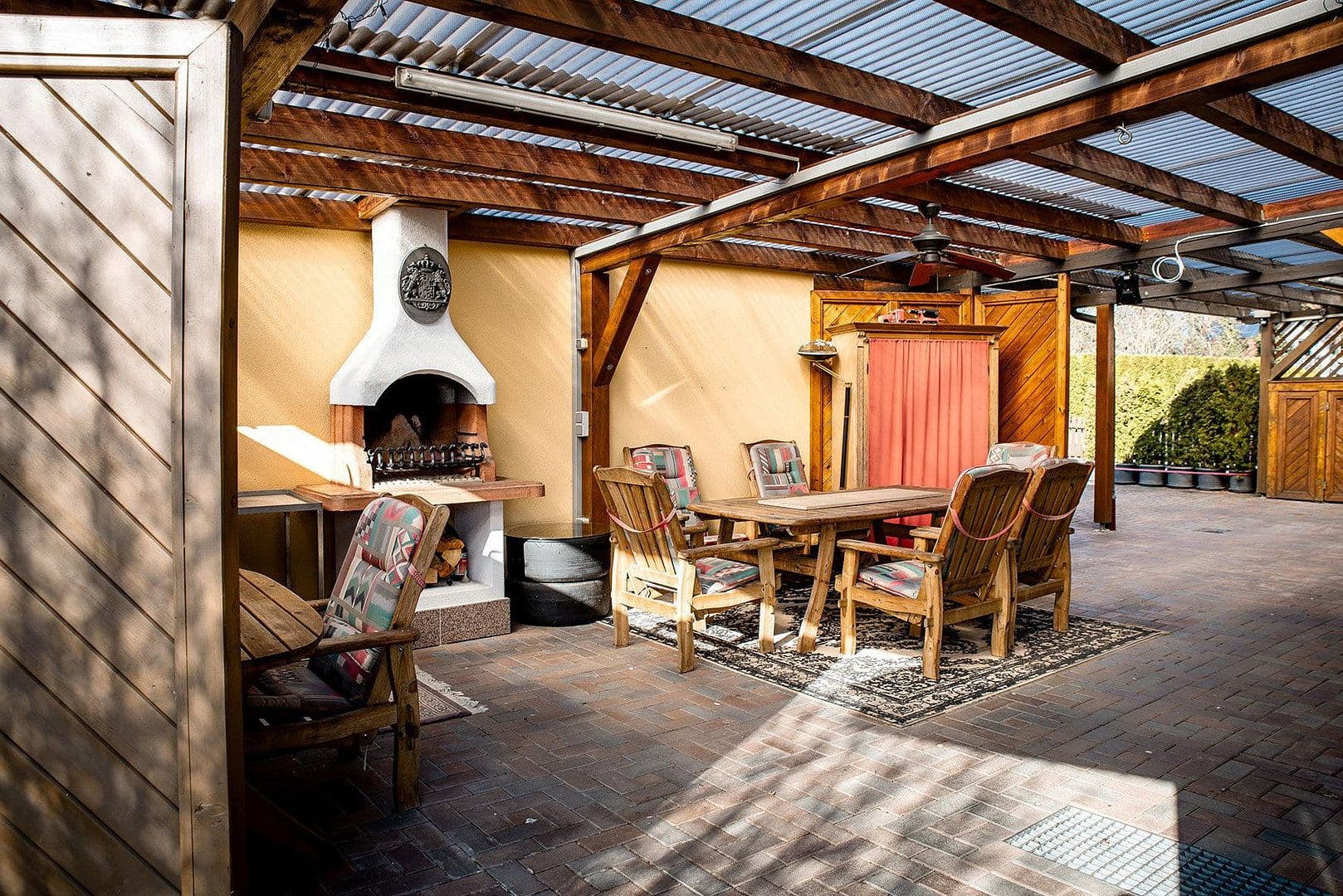 Predaj domu 140 m², pozemek 852 m², Bgm.-Feldbauer-Str. 15, Roding, Bavorsko Predaj domu 140 m², pozemek 852 m², Bgm.-Feldbauer-Str. 15, Roding, Bavorsko