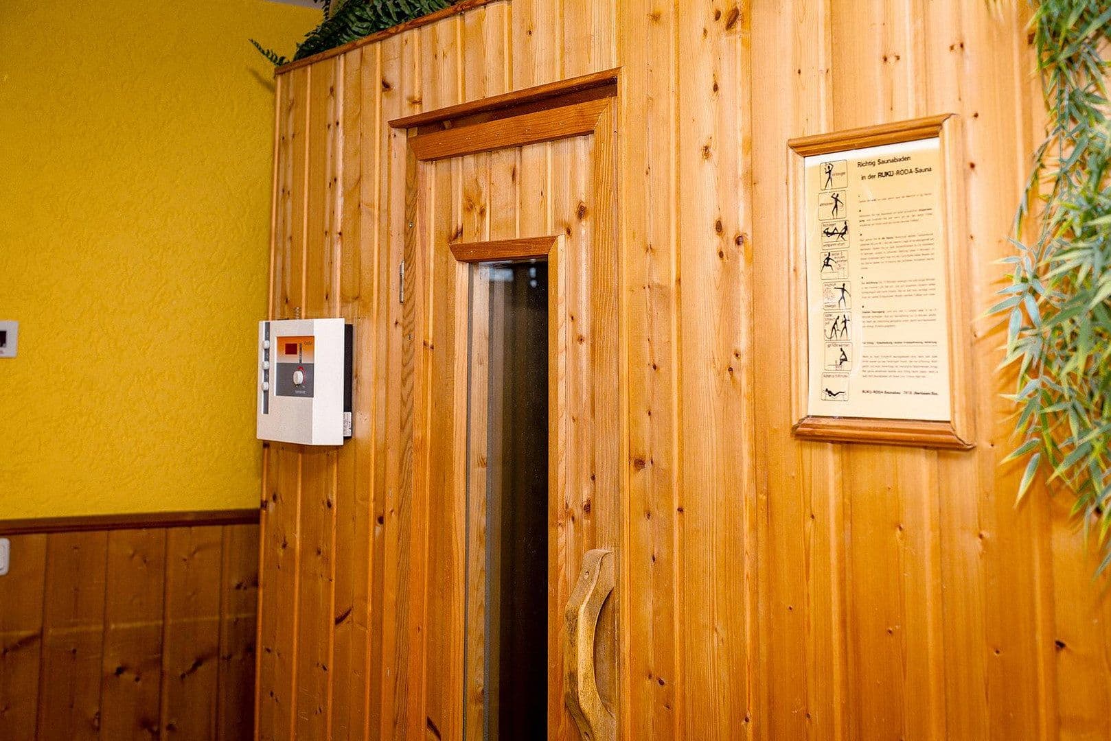 Predaj domu 140 m², pozemek 852 m², Bgm.-Feldbauer-Str. 15, Roding, Bavorsko Predaj domu 140 m², pozemek 852 m², Bgm.-Feldbauer-Str. 15, Roding, Bavorsko