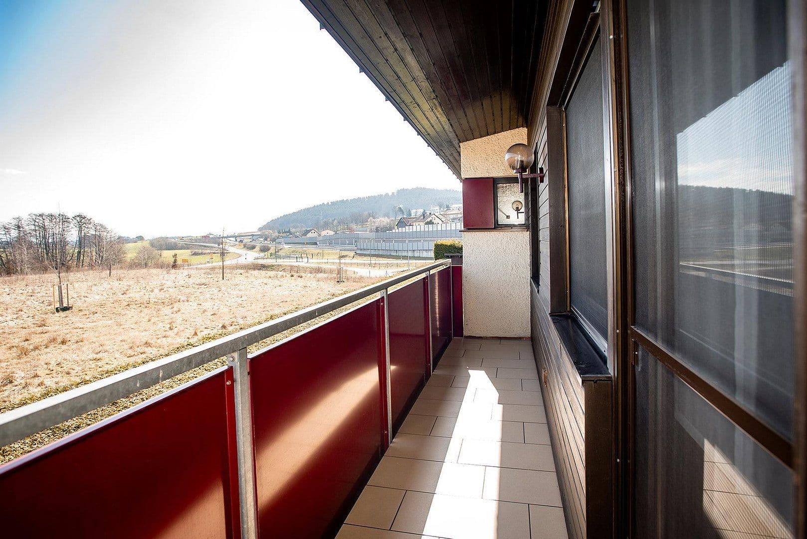 Predaj domu 140 m², pozemek 852 m², Bgm.-Feldbauer-Str. 15, Roding, Bavorsko Predaj domu 140 m², pozemek 852 m², Bgm.-Feldbauer-Str. 15, Roding, Bavorsko