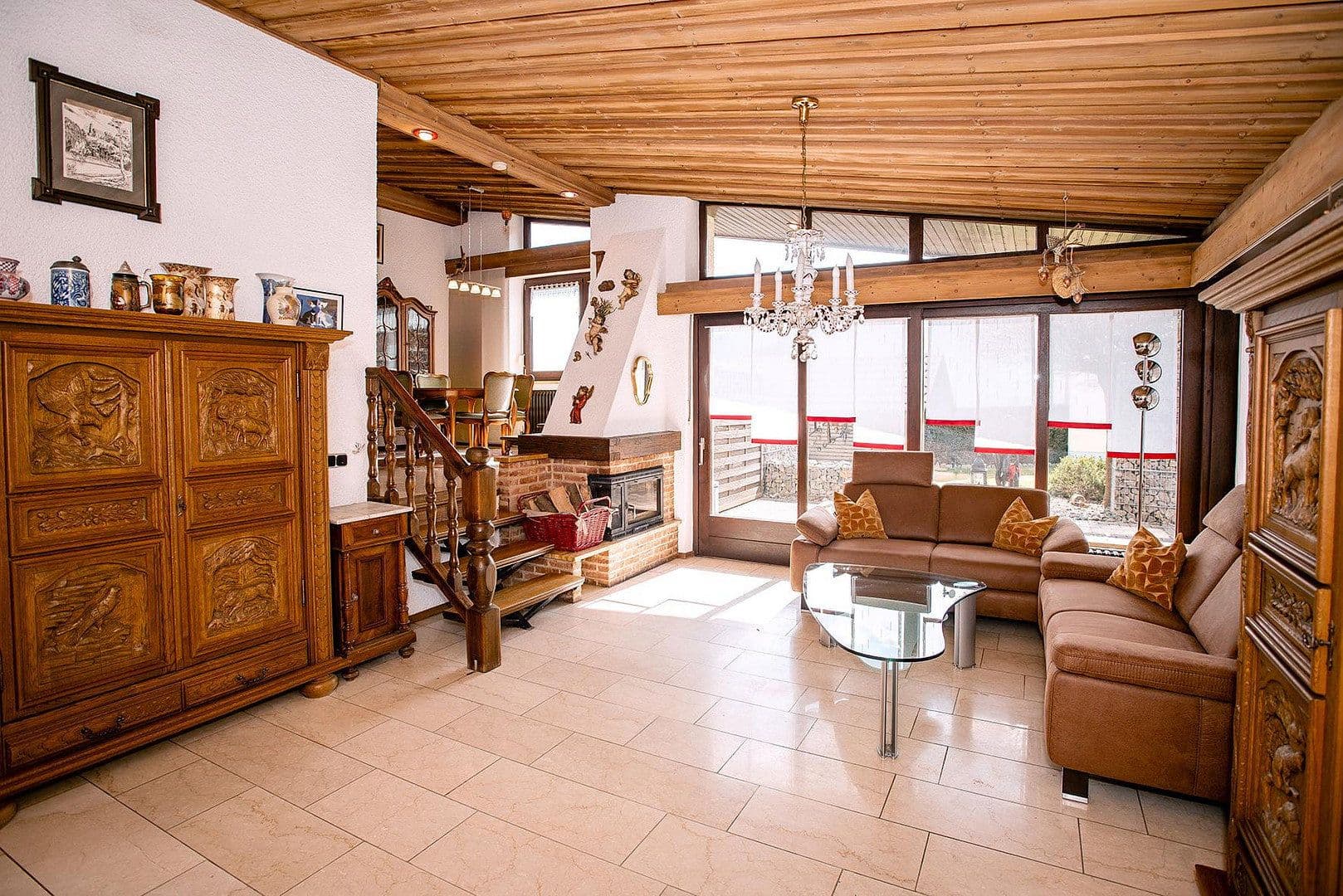 Predaj domu 140 m², pozemek 852 m², Bgm.-Feldbauer-Str. 15, Roding, Bavorsko Predaj domu 140 m², pozemek 852 m², Bgm.-Feldbauer-Str. 15, Roding, Bavorsko